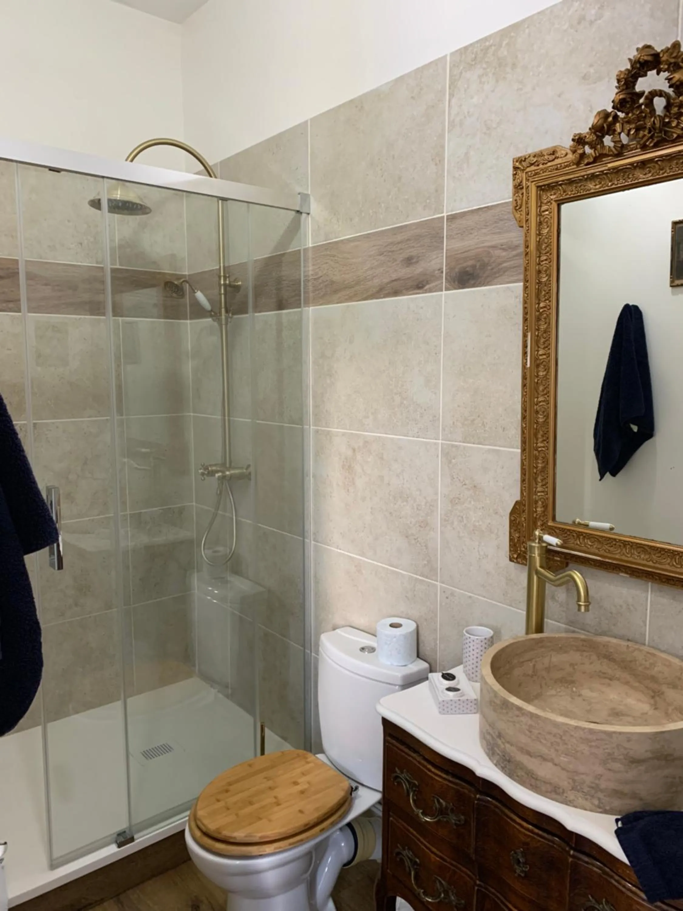 Bathroom in Ermitage Saint Vincent B&B