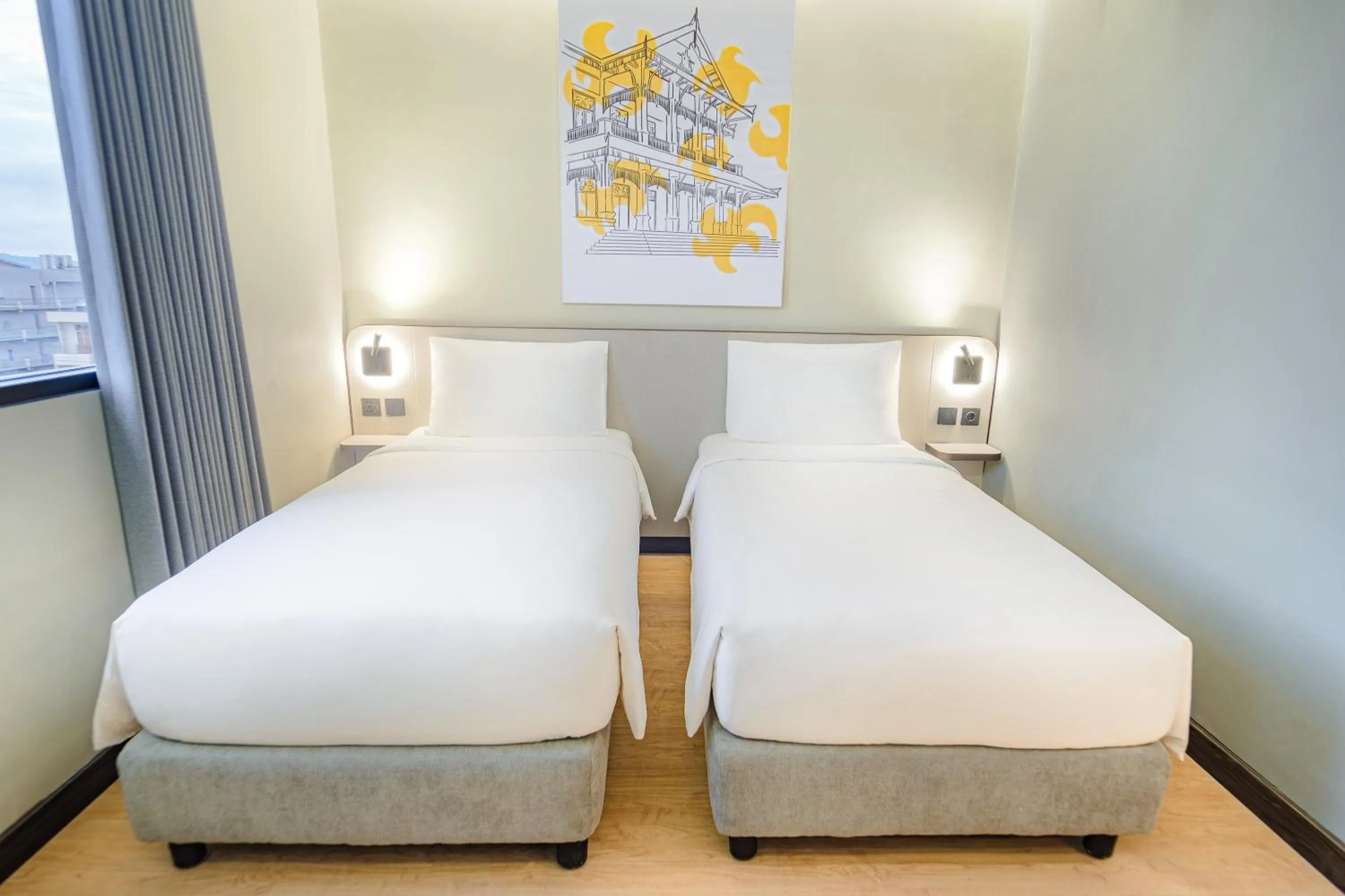 Bedroom, Bed in Yello Hotel Samarinda