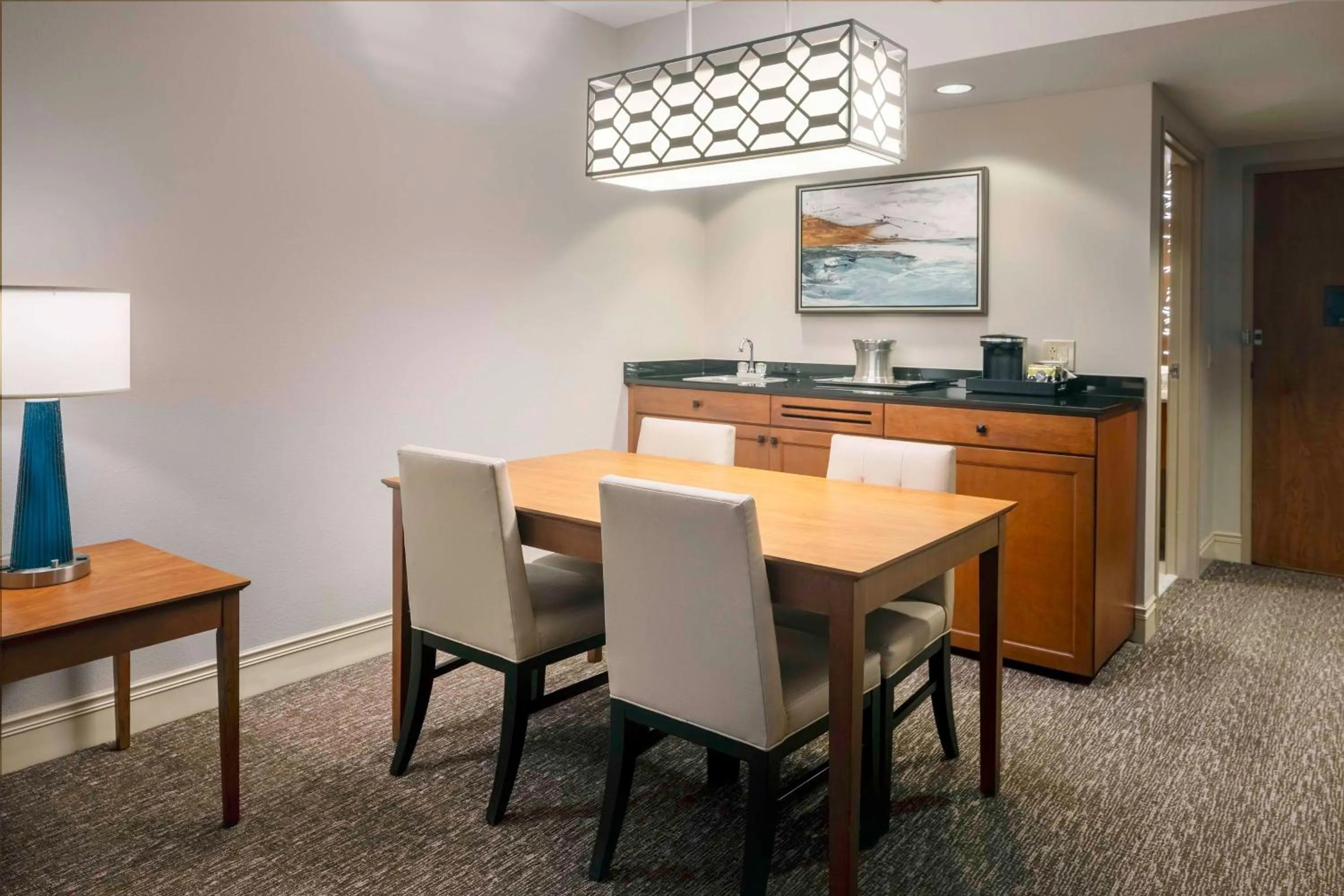 Photo of the whole room in Hilton St. Petersburg Carillon Park