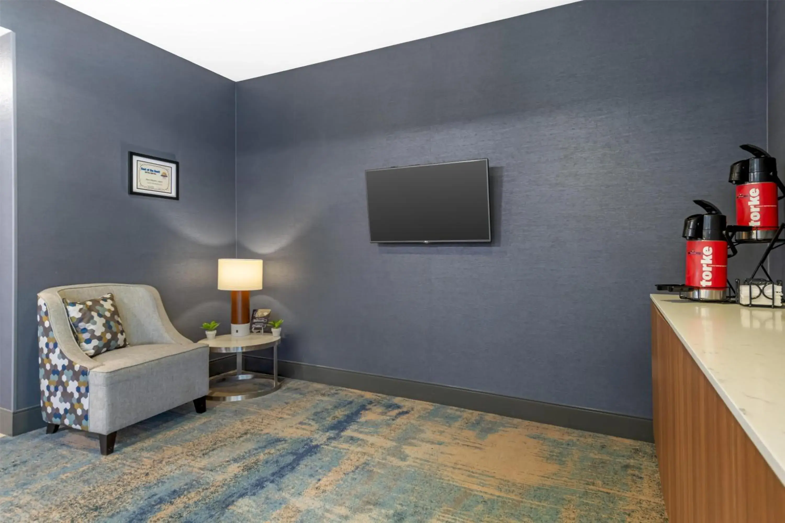 Lobby or reception in Best Western Plus Isanti Lobby or reception in Best Western Plus Isanti