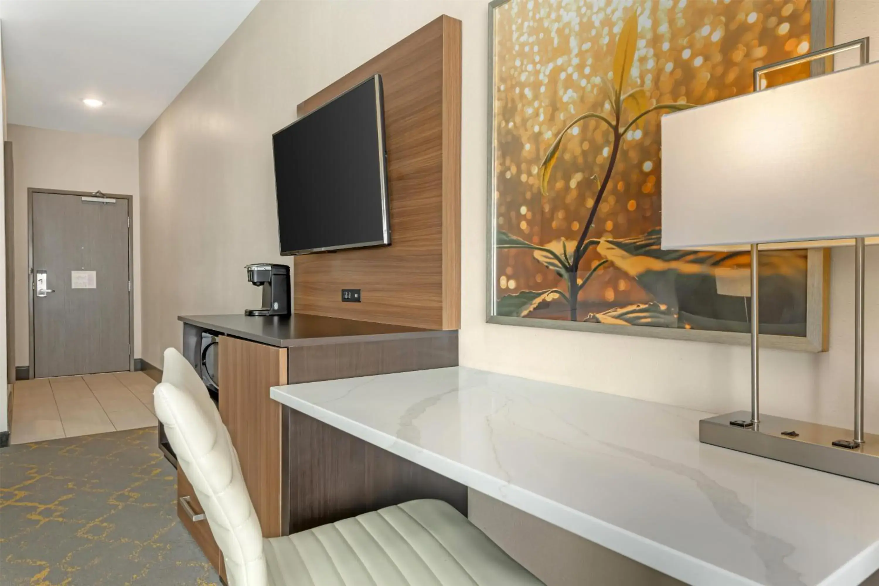 Bedroom in Best Western Plus Isanti Bedroom in Best Western Plus Isanti