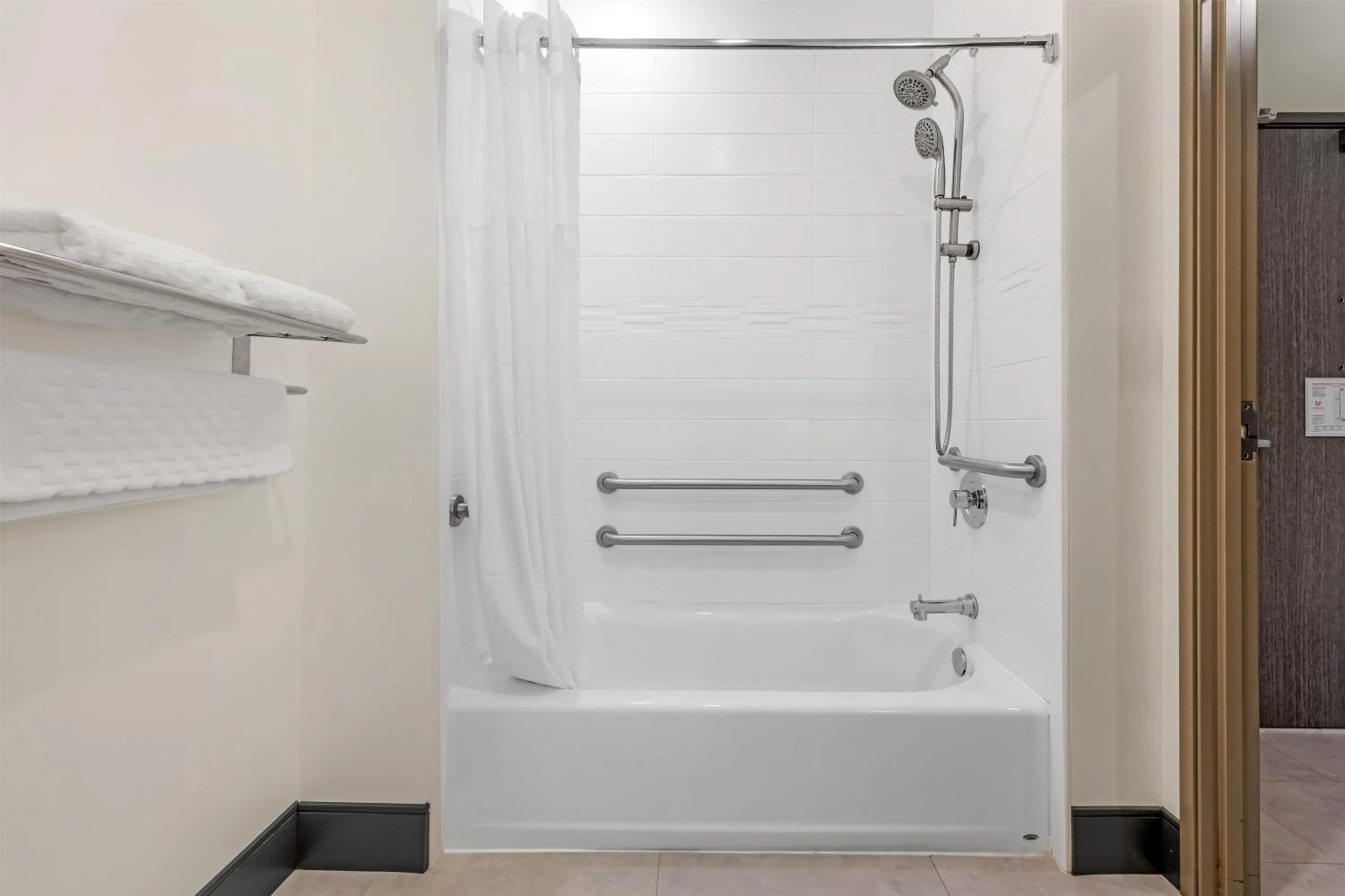 Bathroom in Best Western Plus Isanti