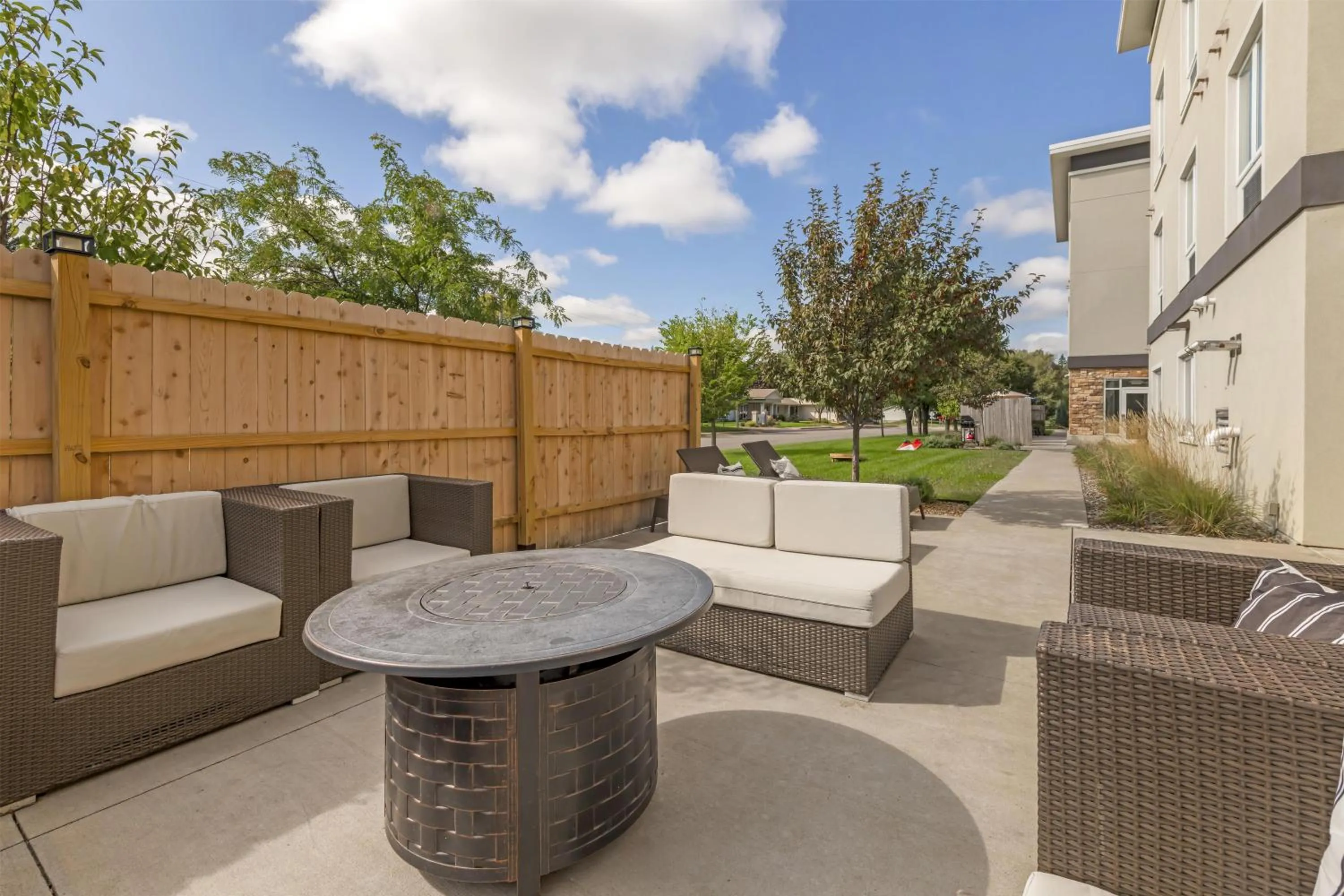 Property building in Best Western Plus Isanti