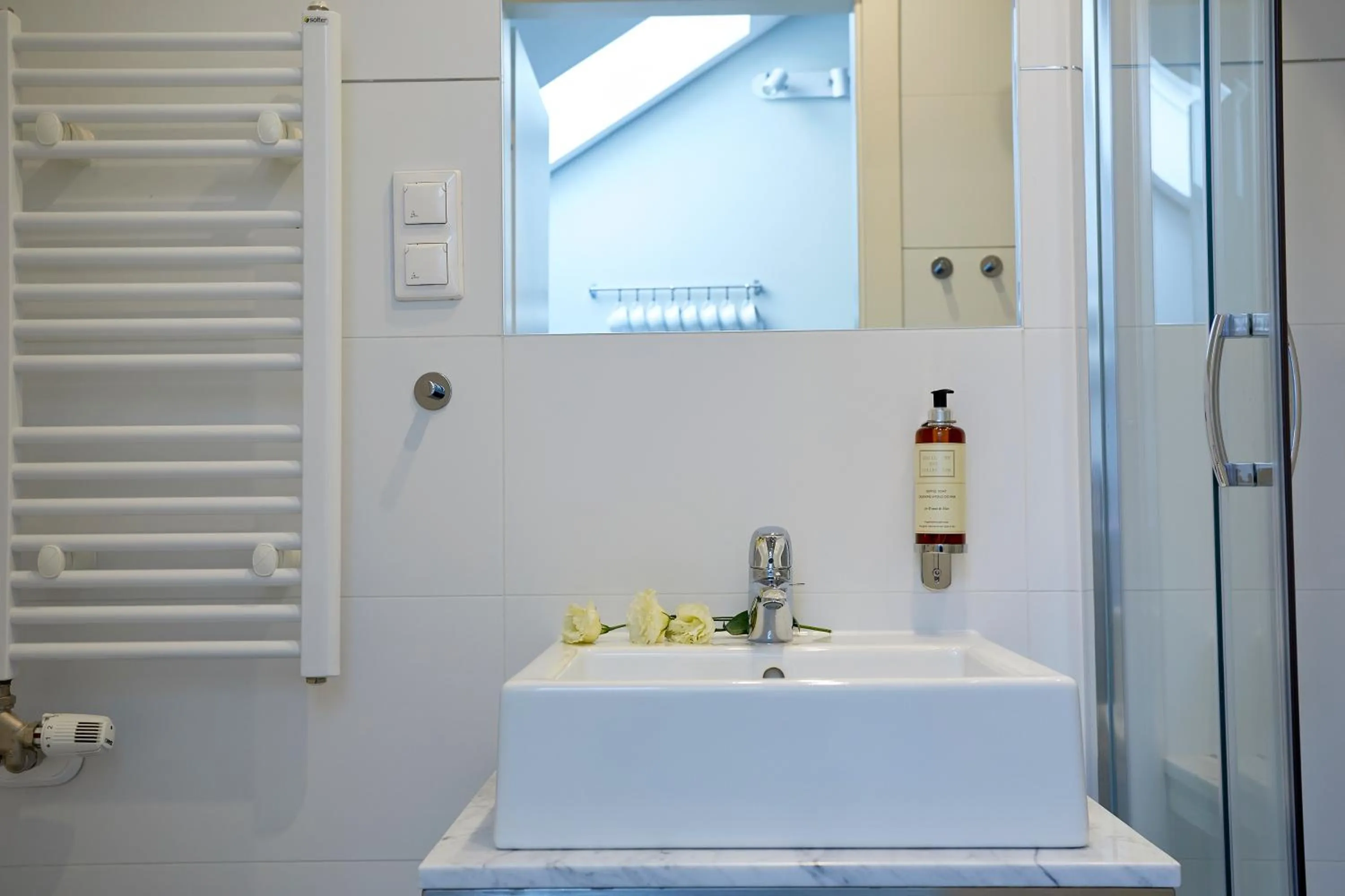 Bathroom in FLORIANSKA 32 by PI Apartments