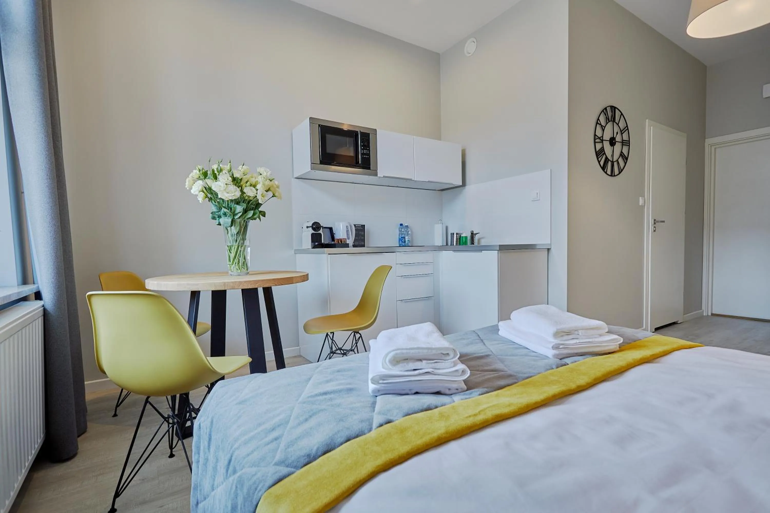 Bed in FLORIANSKA 32 by PI Apartments