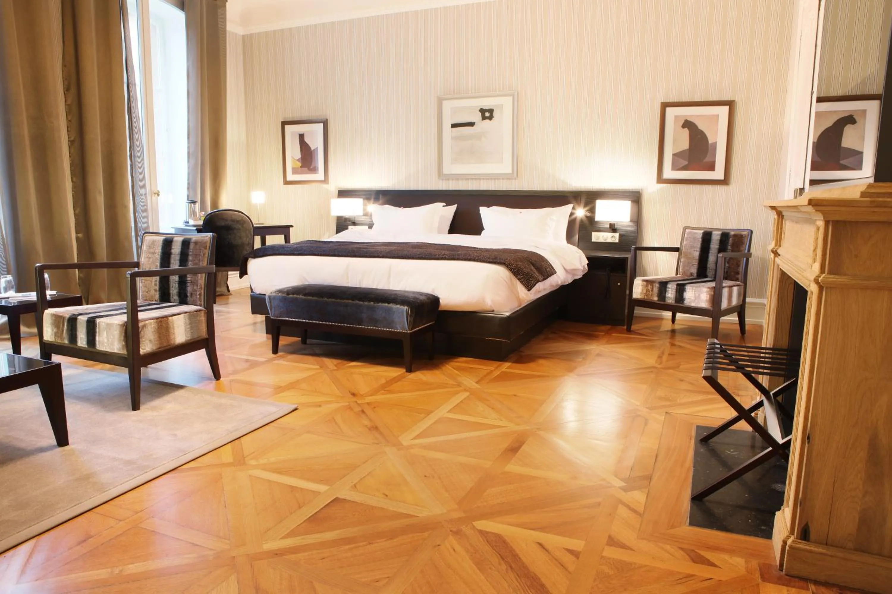 Bed in Logis Hôtel Ettenheim