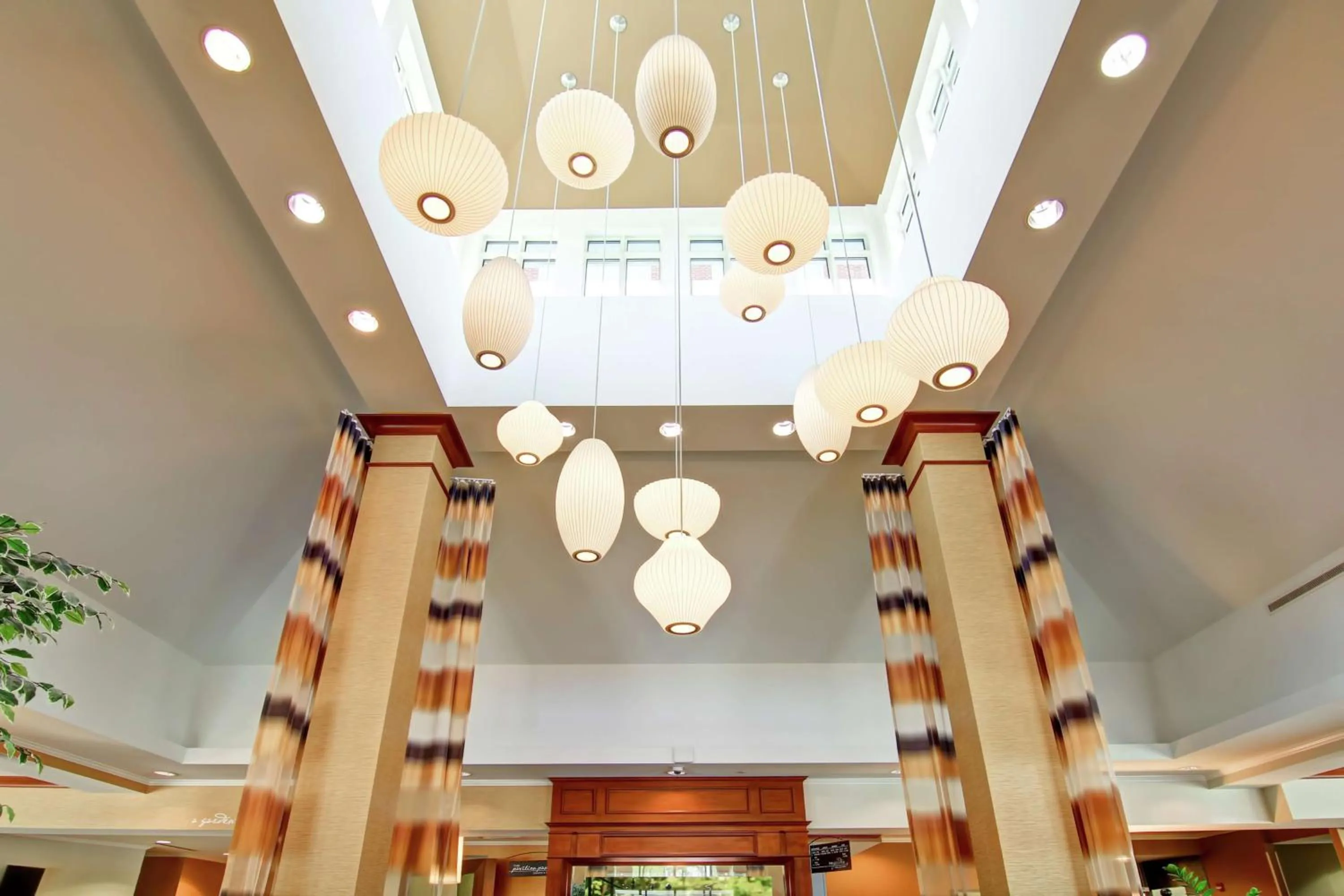 Lobby or reception in Hilton Garden Inn Ottawa Airport