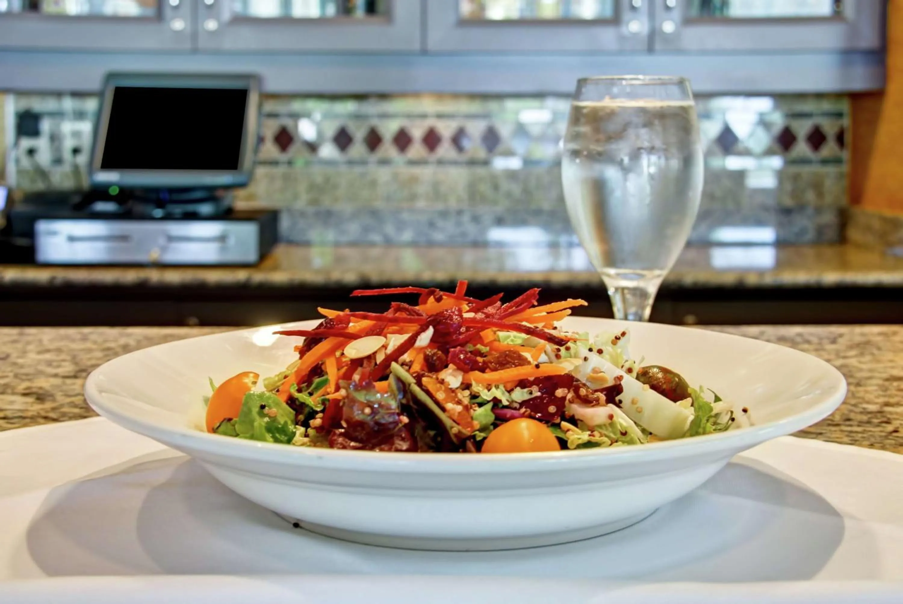 Lounge or bar in Hilton Garden Inn Ottawa Airport