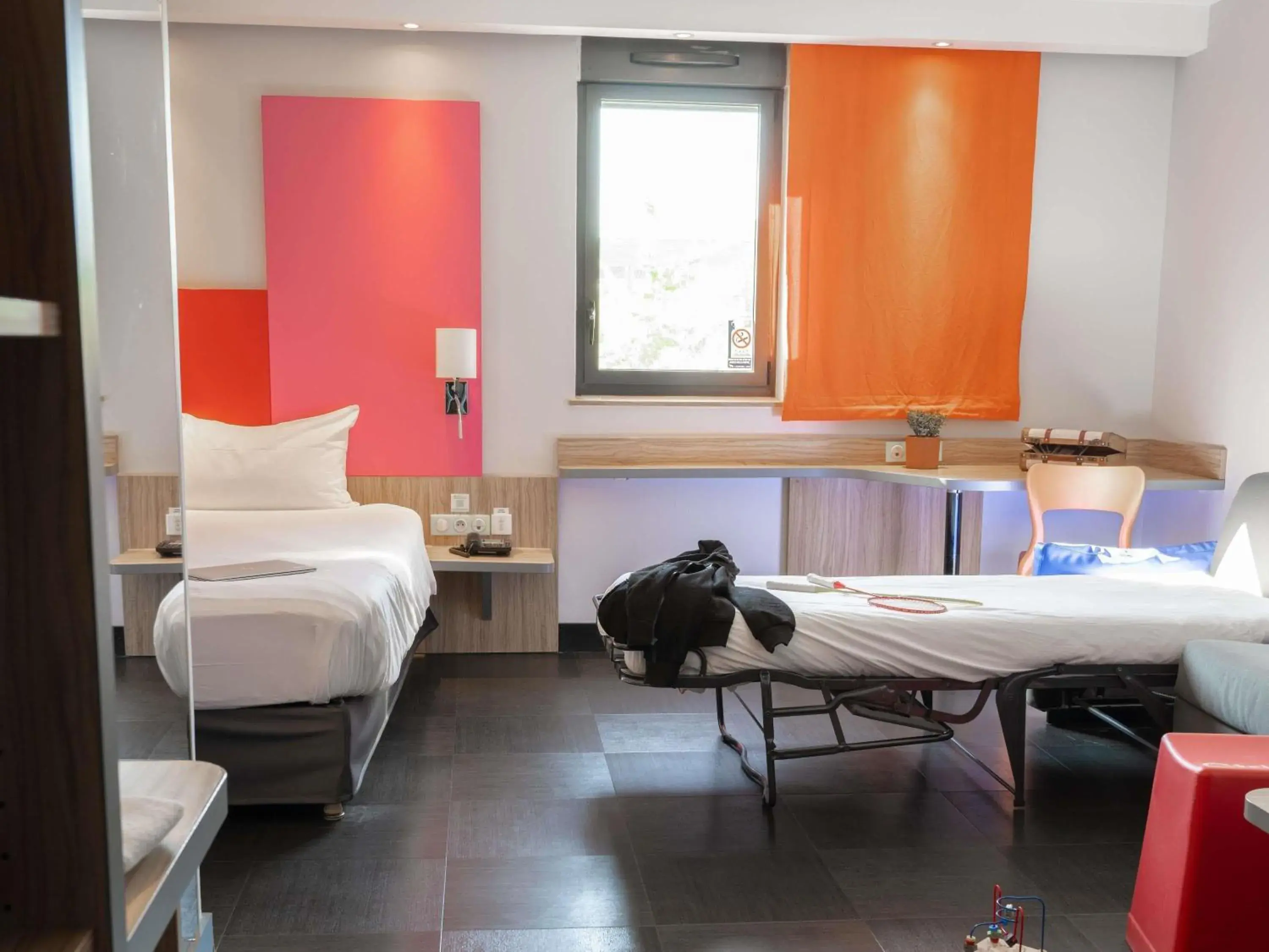 Bedroom, Bed in ibis Styles Romans-Valence Gare TGV Bedroom, Bed in ibis Styles Romans-Valence Gare TGV