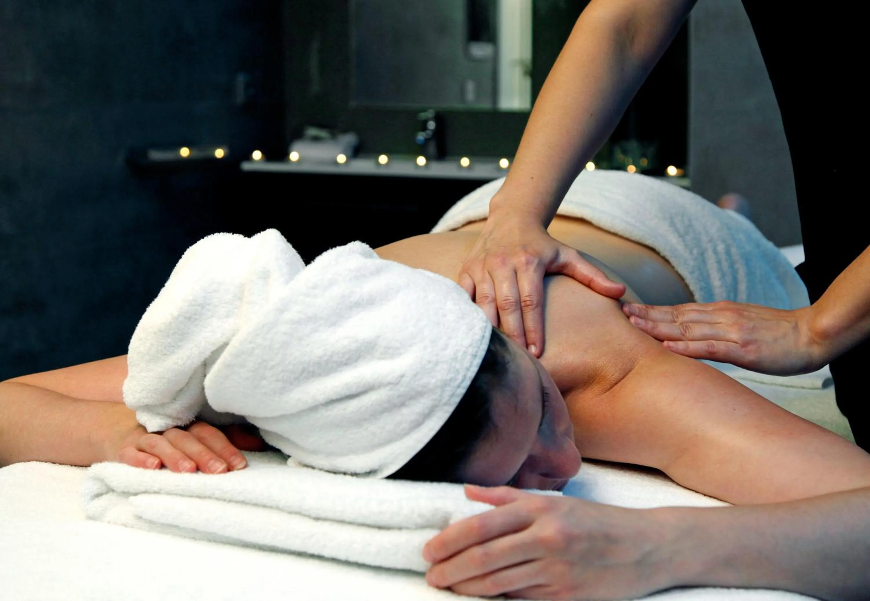 Massage in Apartahotel & Spa Jacetania