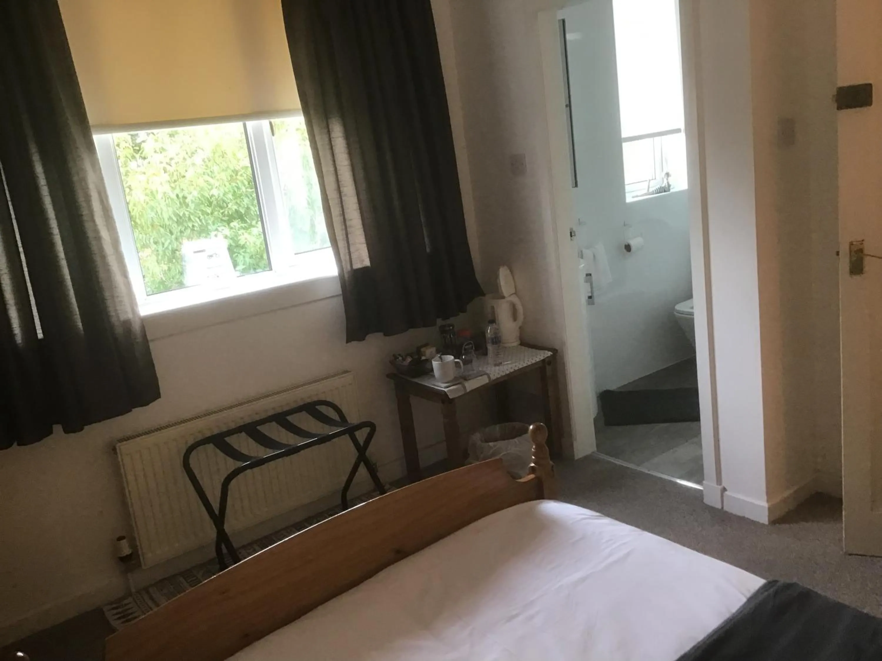 Double Room with Private Bathroom - single occupancy in Alba b & b