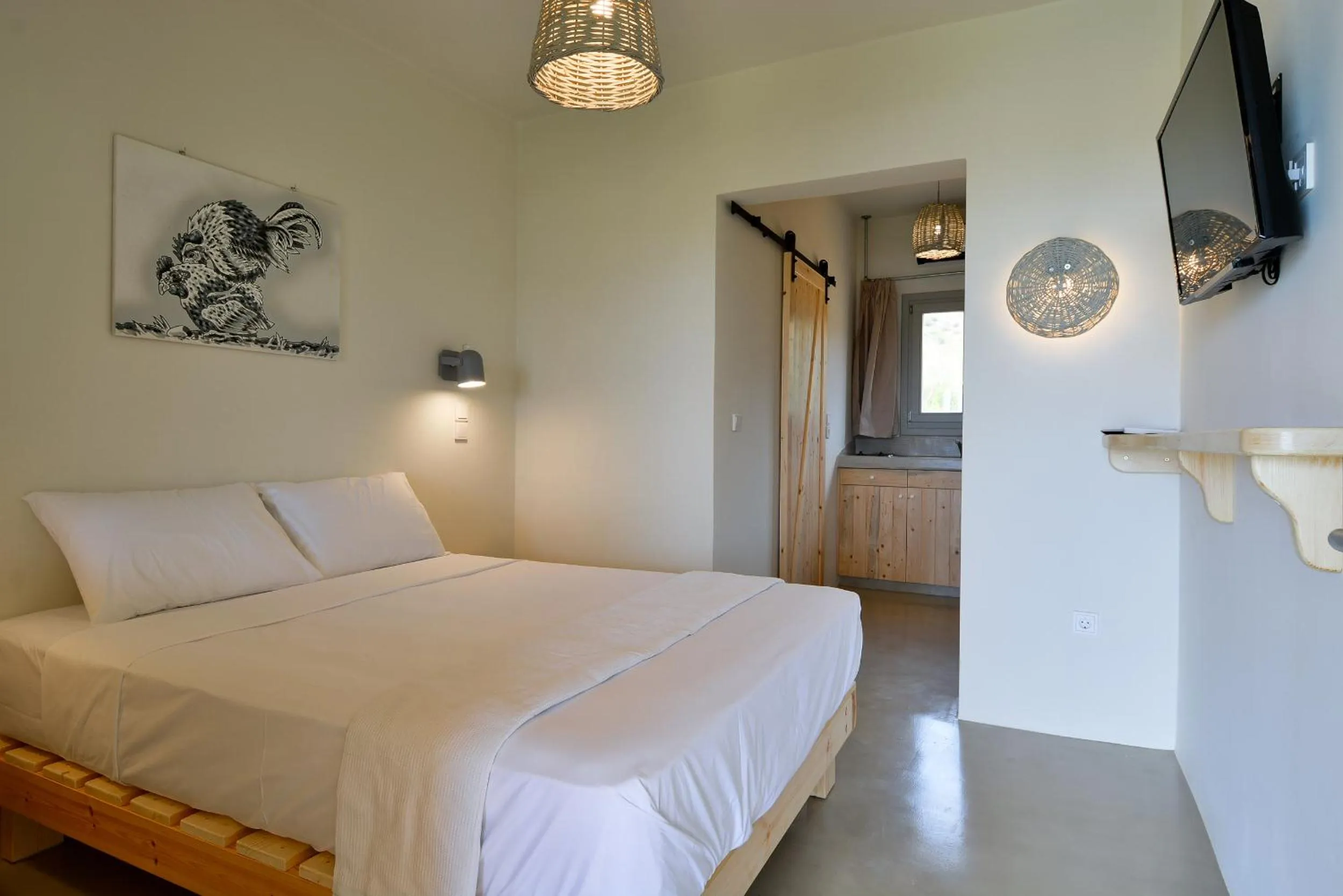 Bed in Rooster Guesthouse Rooms