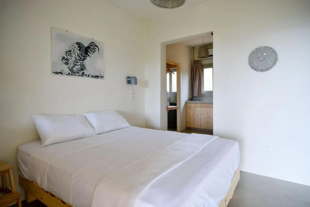 Bed in Rooster Guesthouse Rooms