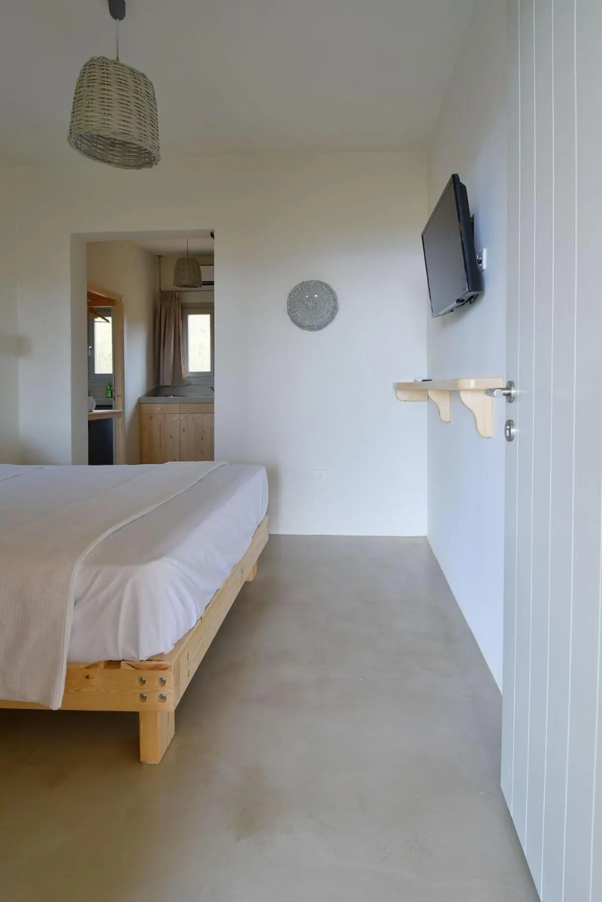 Bed in Rooster Guesthouse Rooms