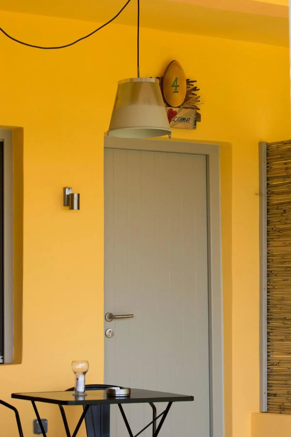 Rooster Guesthouse Rooms