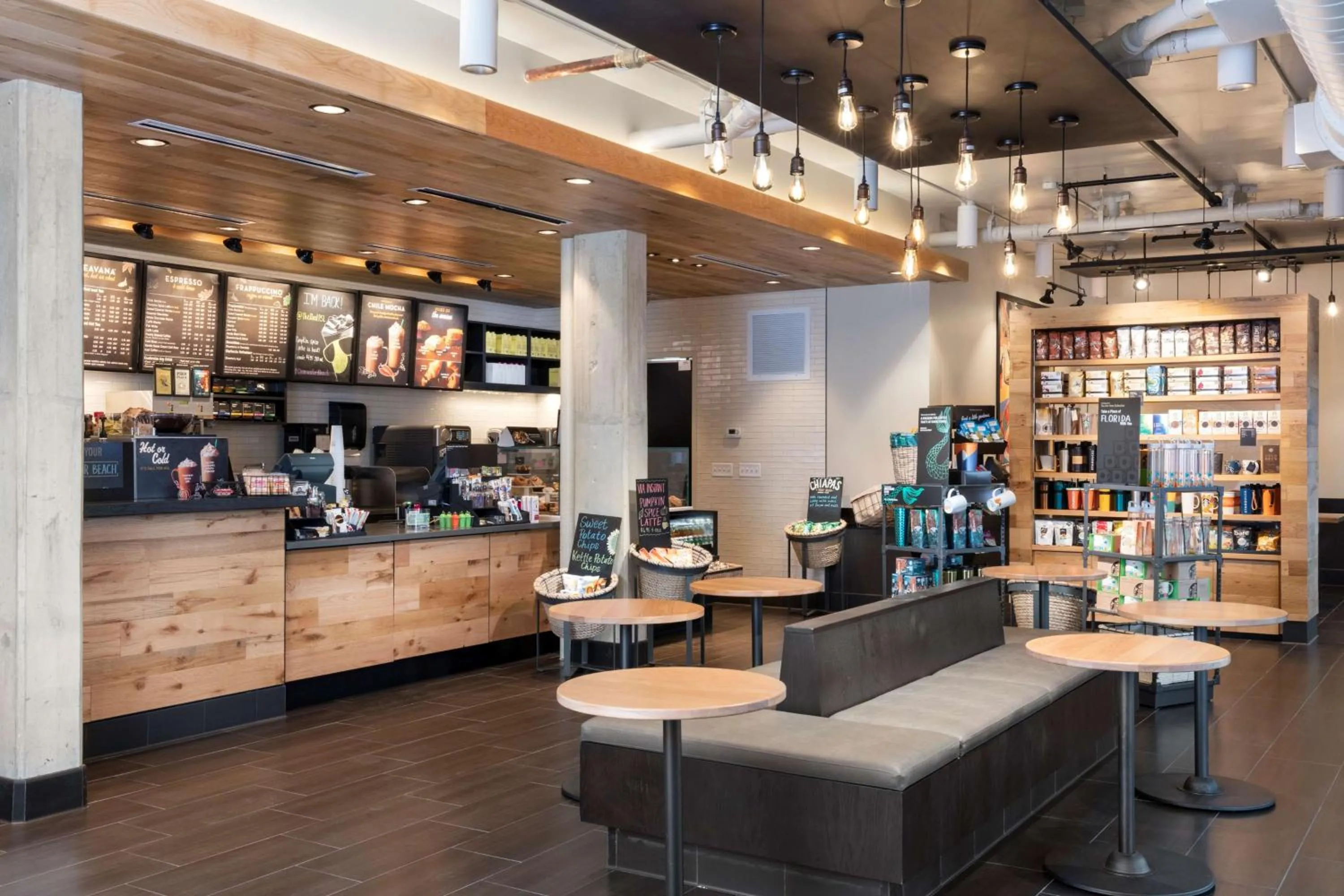 Restaurant/places to eat in Hilton Clearwater Beach Resort & Spa