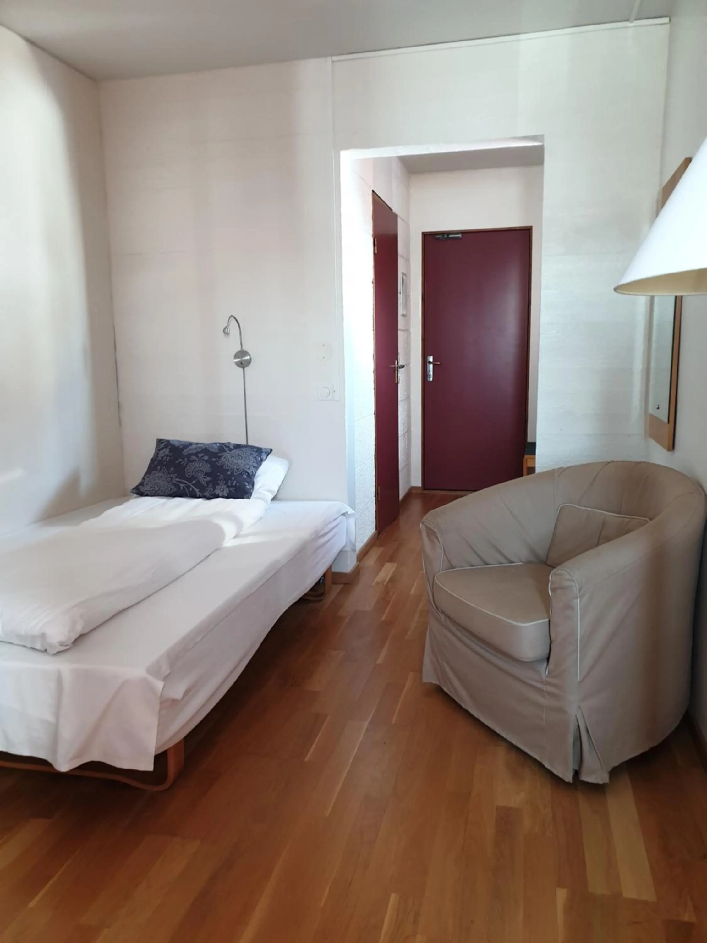 Bed in Mehamn Arctic Hotel