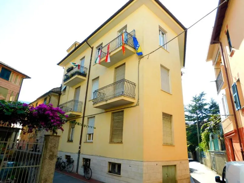 silent apartment, levanto