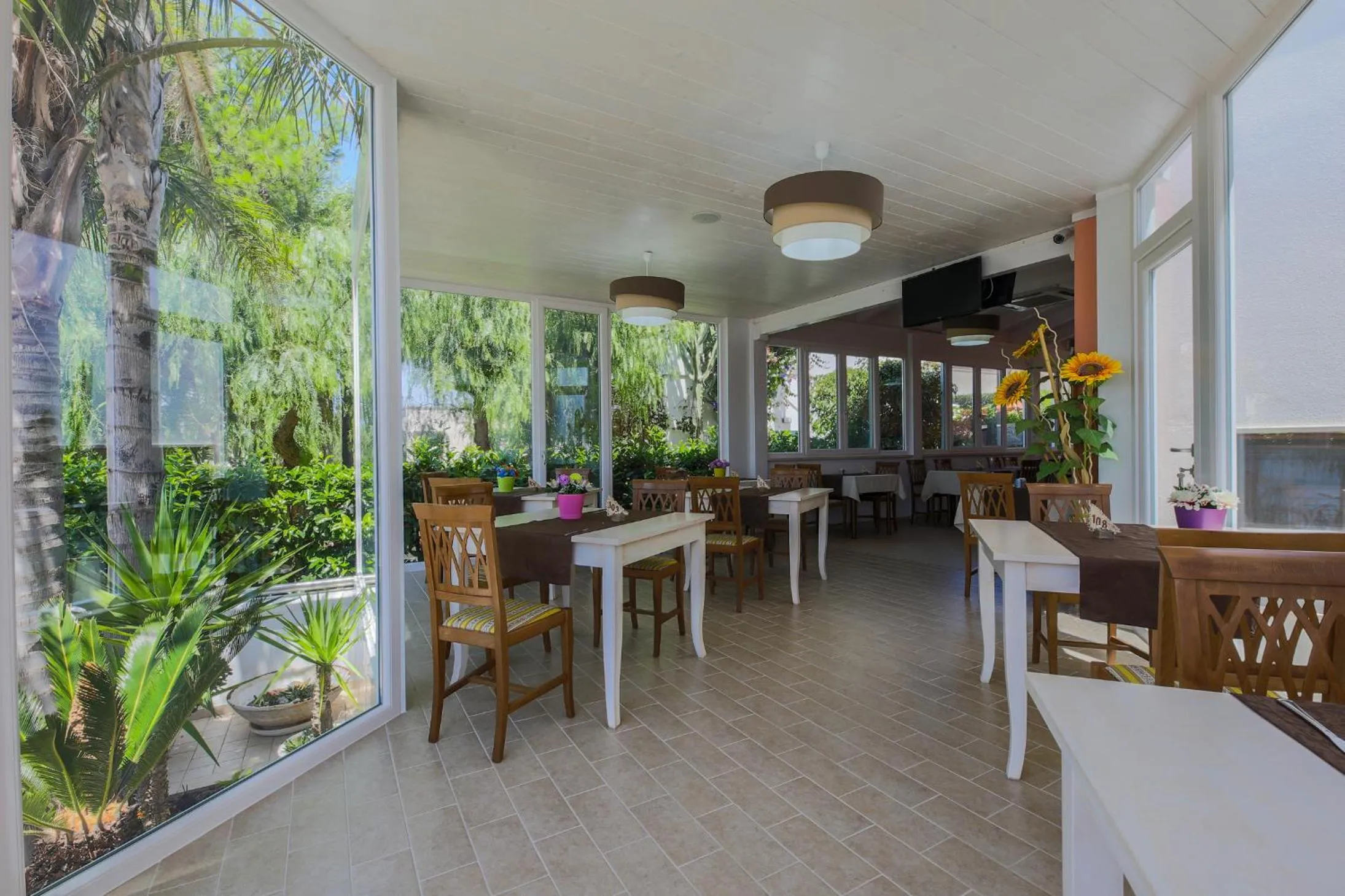 Restaurant/places to eat in Hotel Corallo