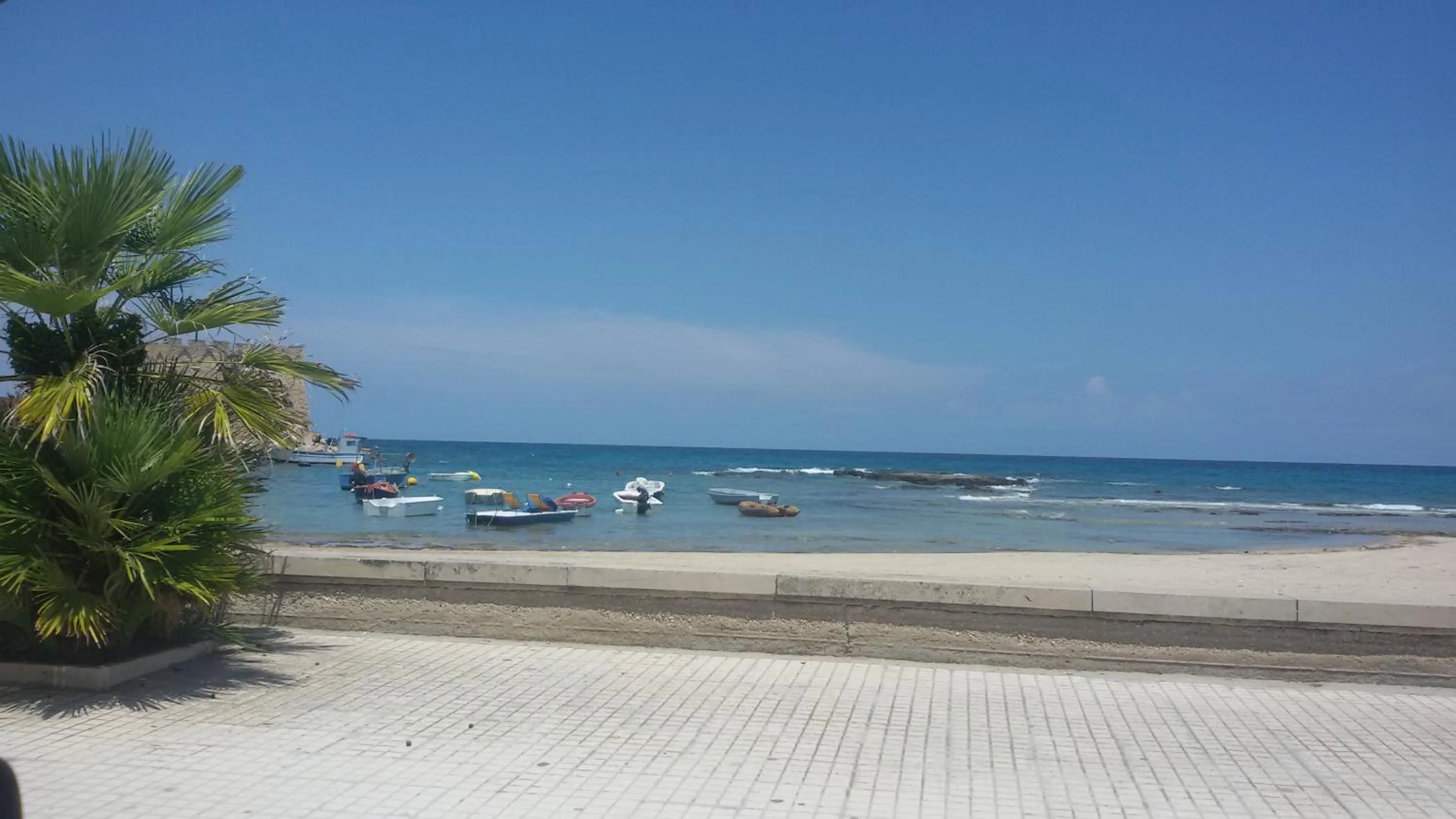 Beach in Hotel Corallo