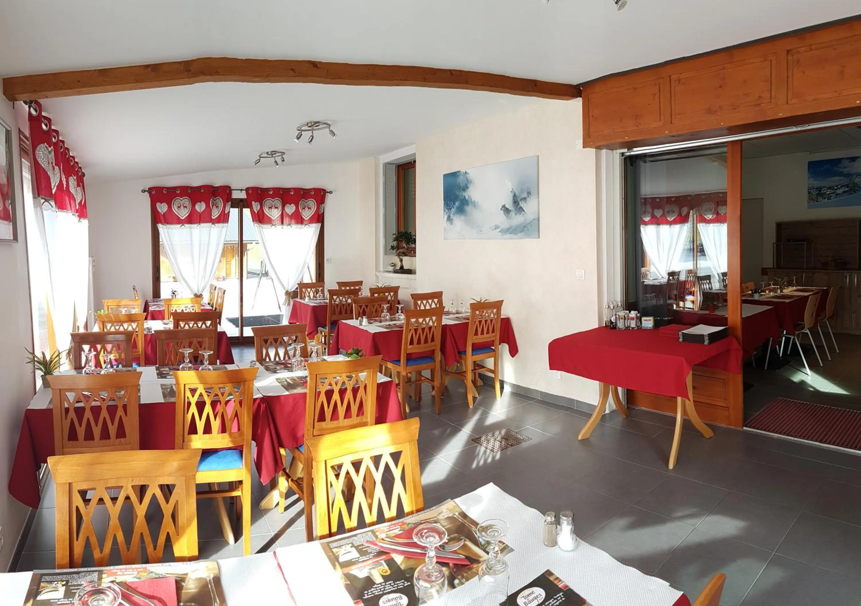 Restaurant/places to eat in Hôtel du Soleil