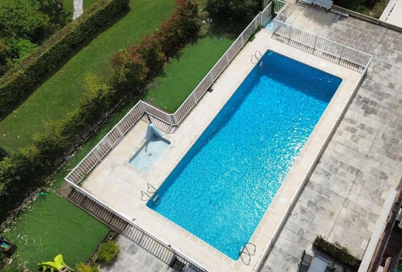 Hôtel de la Poste Piscine