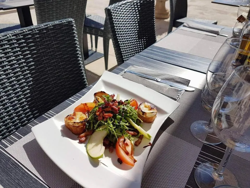 Hôtel de la Poste Piscine