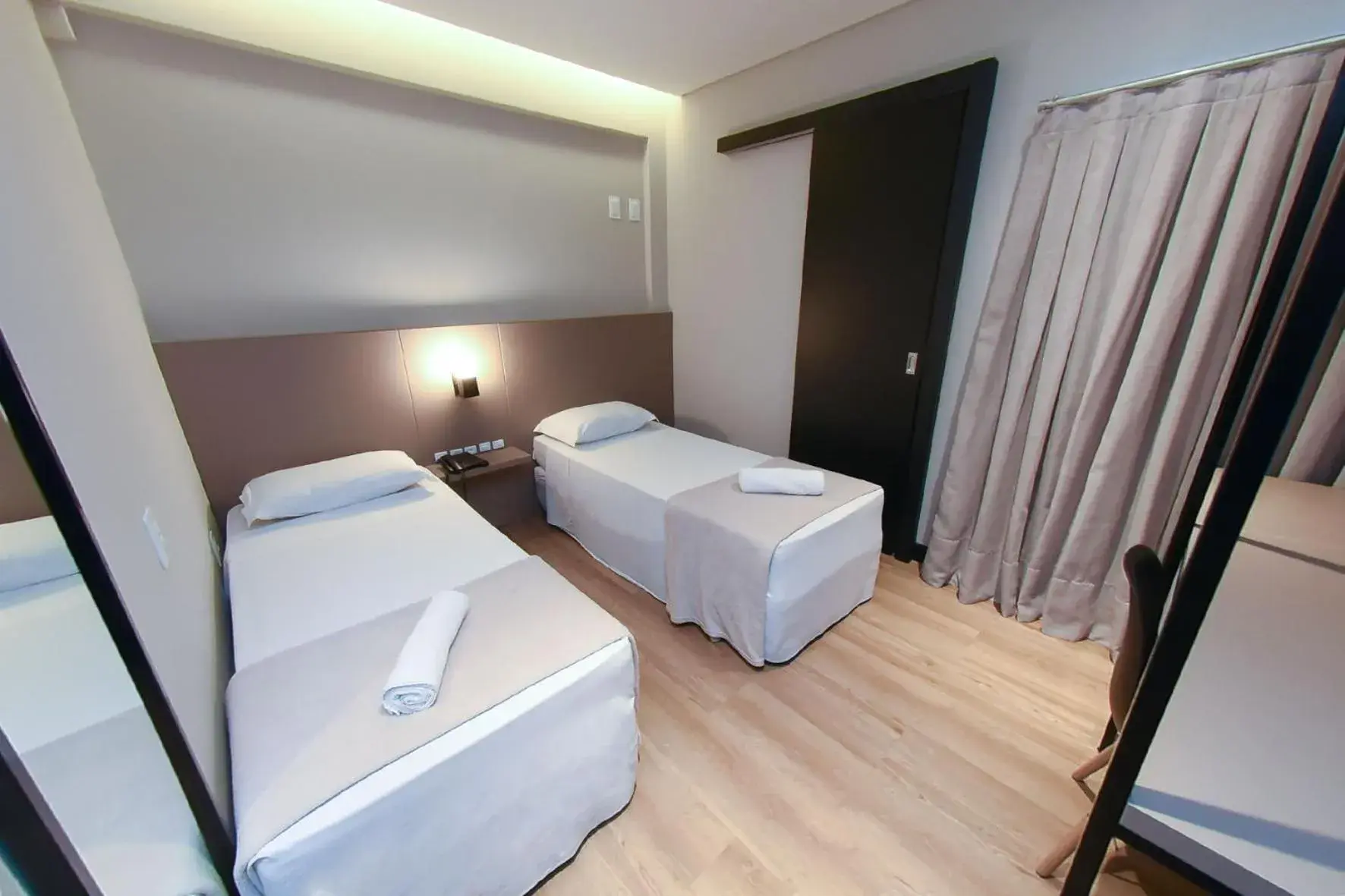 Bedroom, Bed in Arco do Sol Park Hotel Bedroom, Bed in Arco do Sol Park Hotel