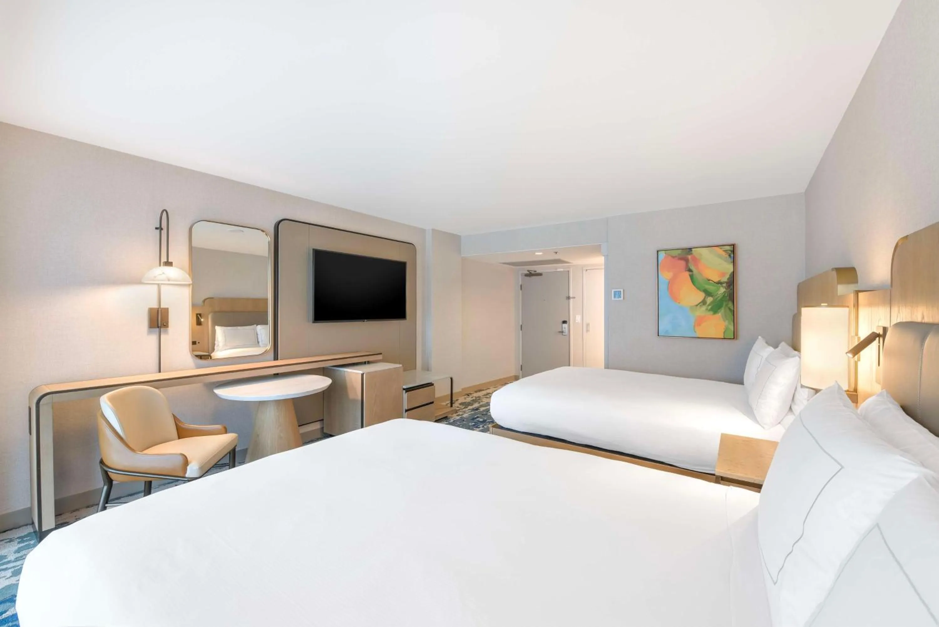 Bedroom, Bed in Hilton Anaheim