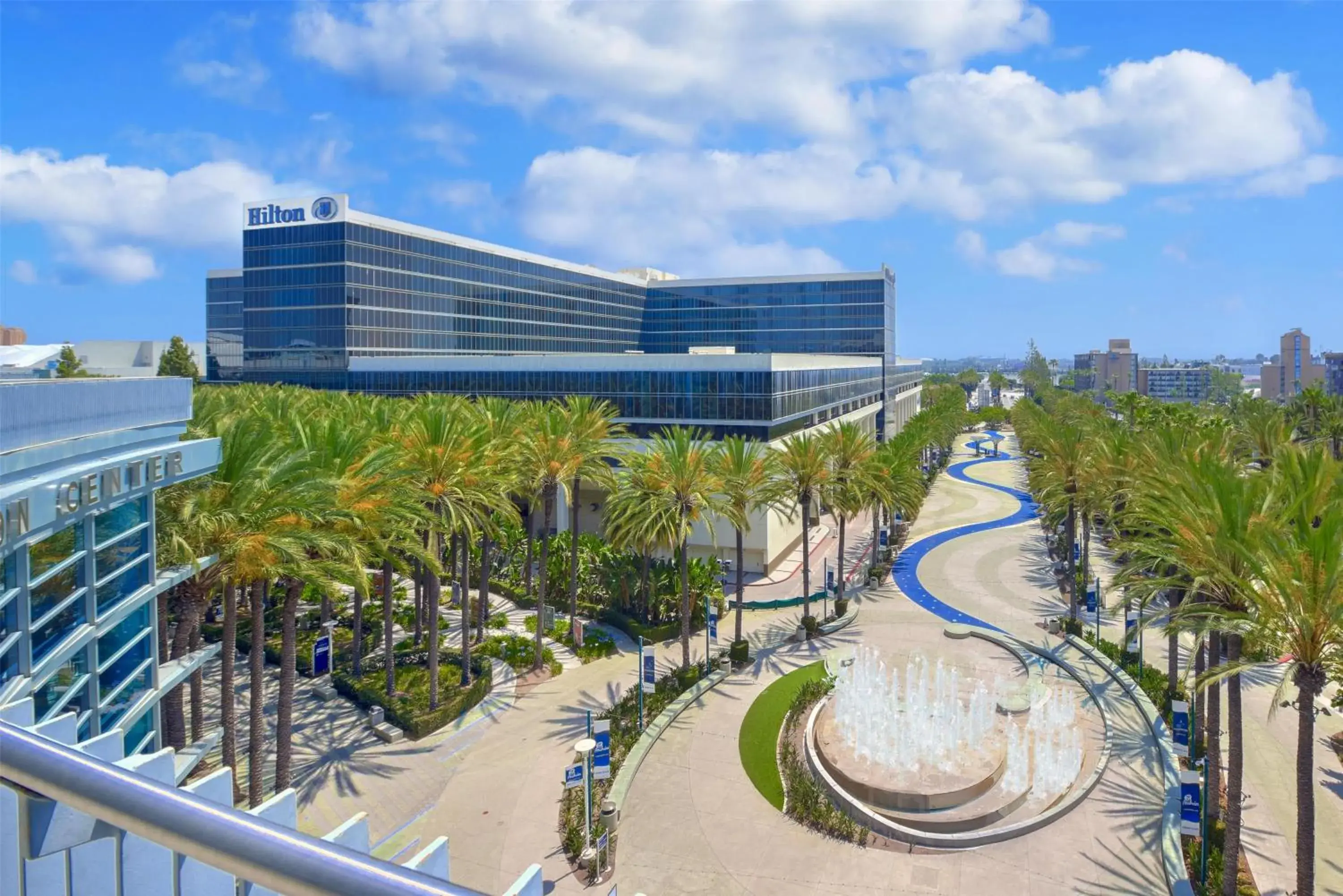 Property building in Hilton Anaheim Property building in Hilton Anaheim