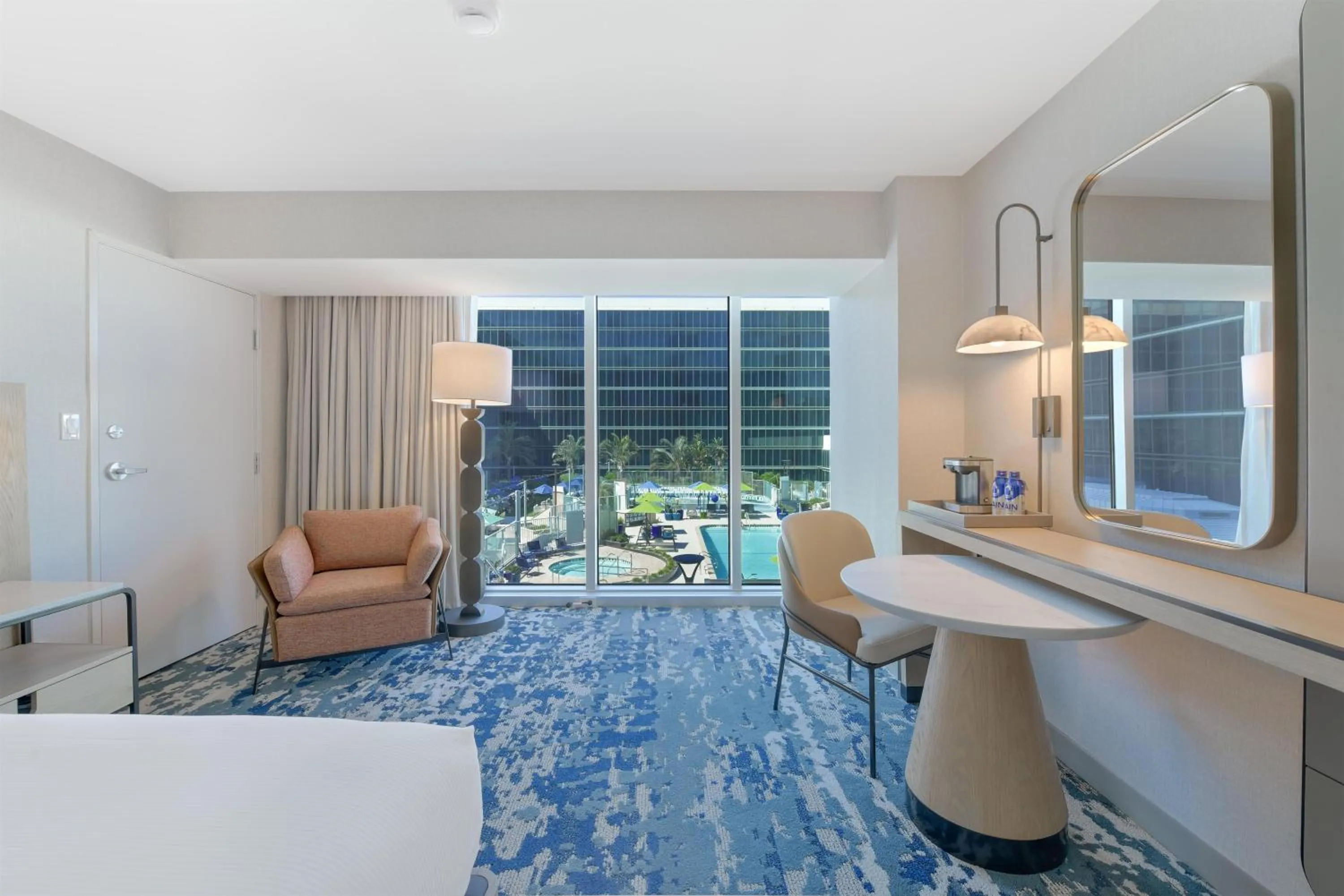 Bed in Hilton Anaheim