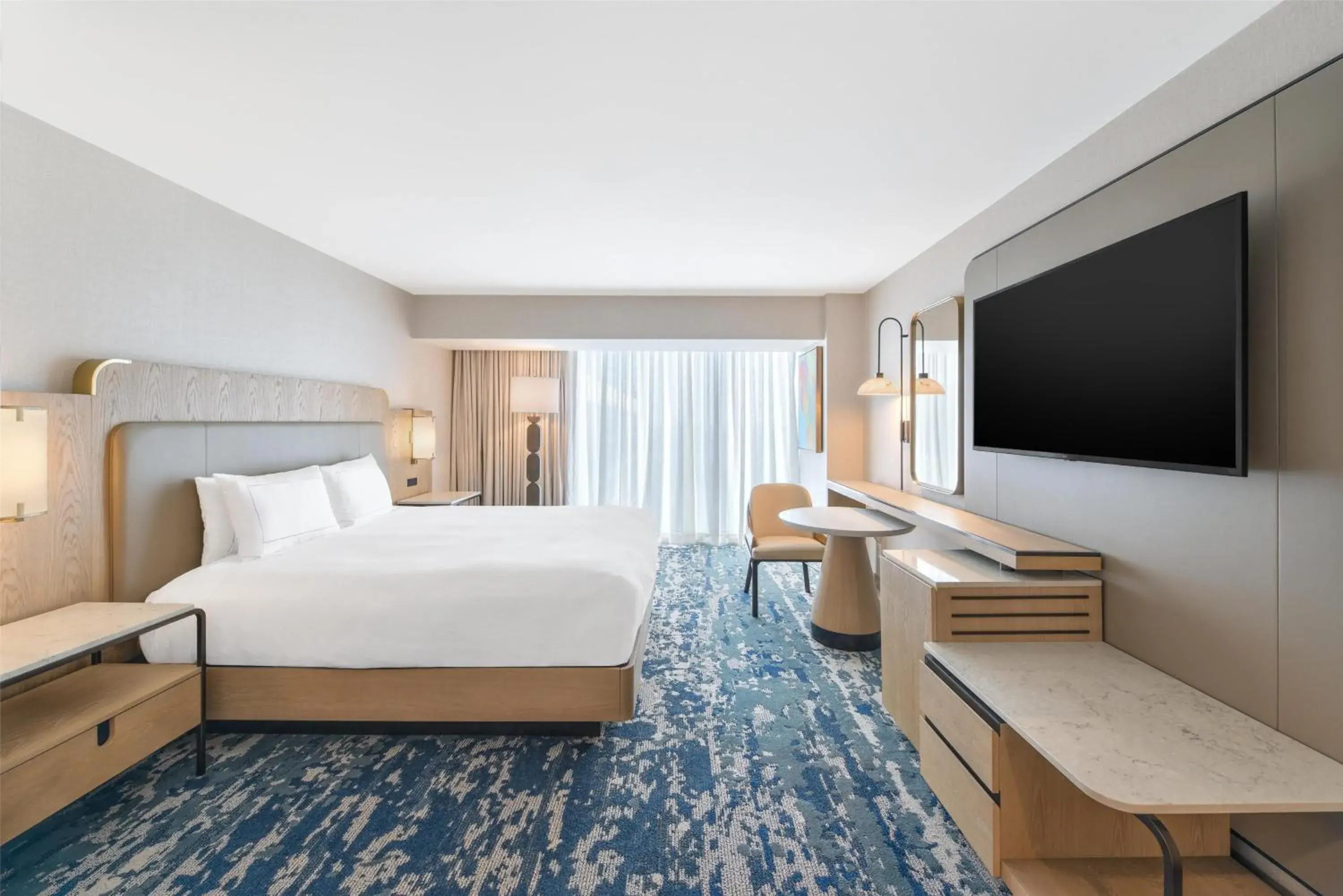 King Room with Bath Tub - Mobility Access in Hilton Anaheim King Room with Bath Tub - Mobility Access in Hilton Anaheim