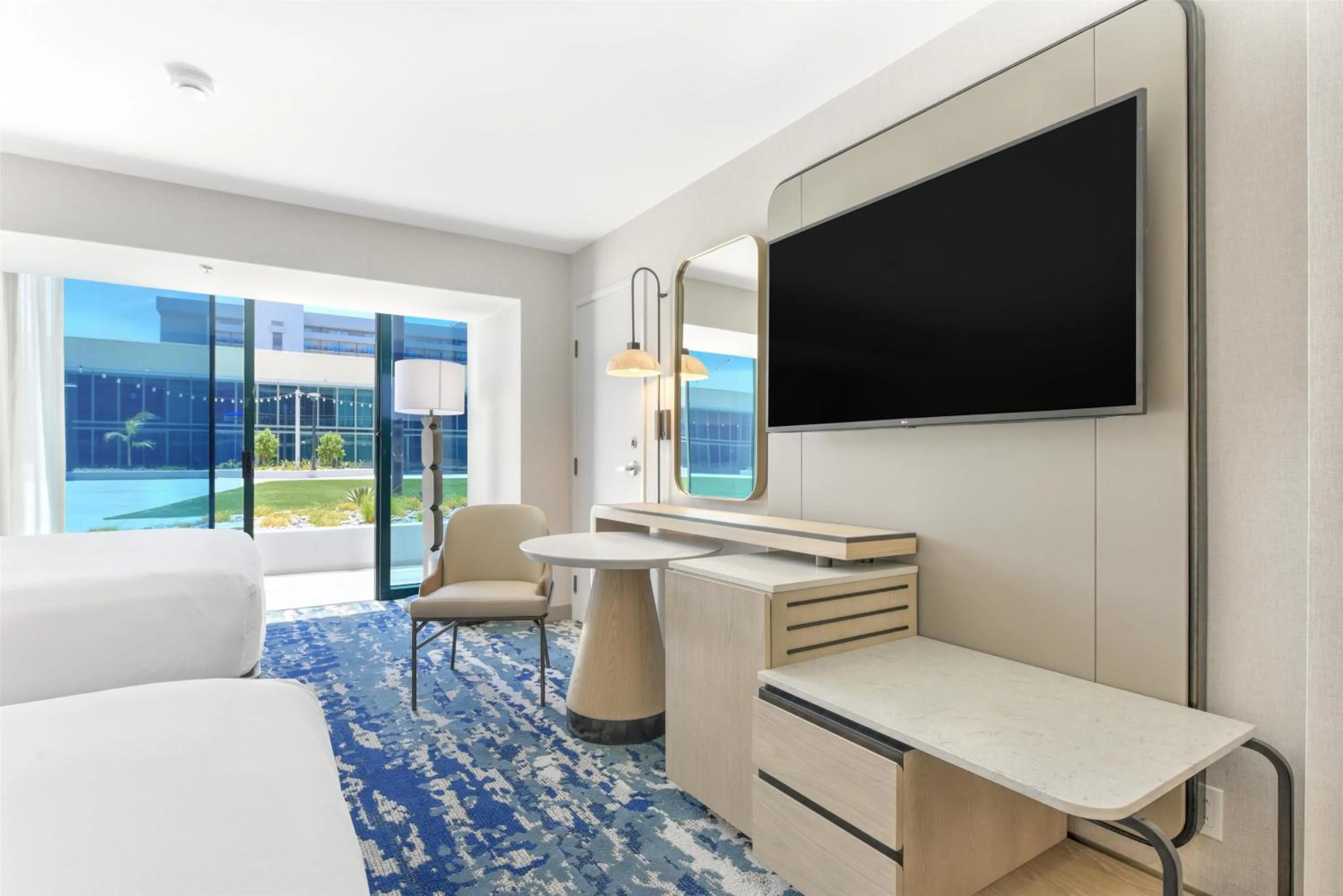 Bedroom in Hilton Anaheim