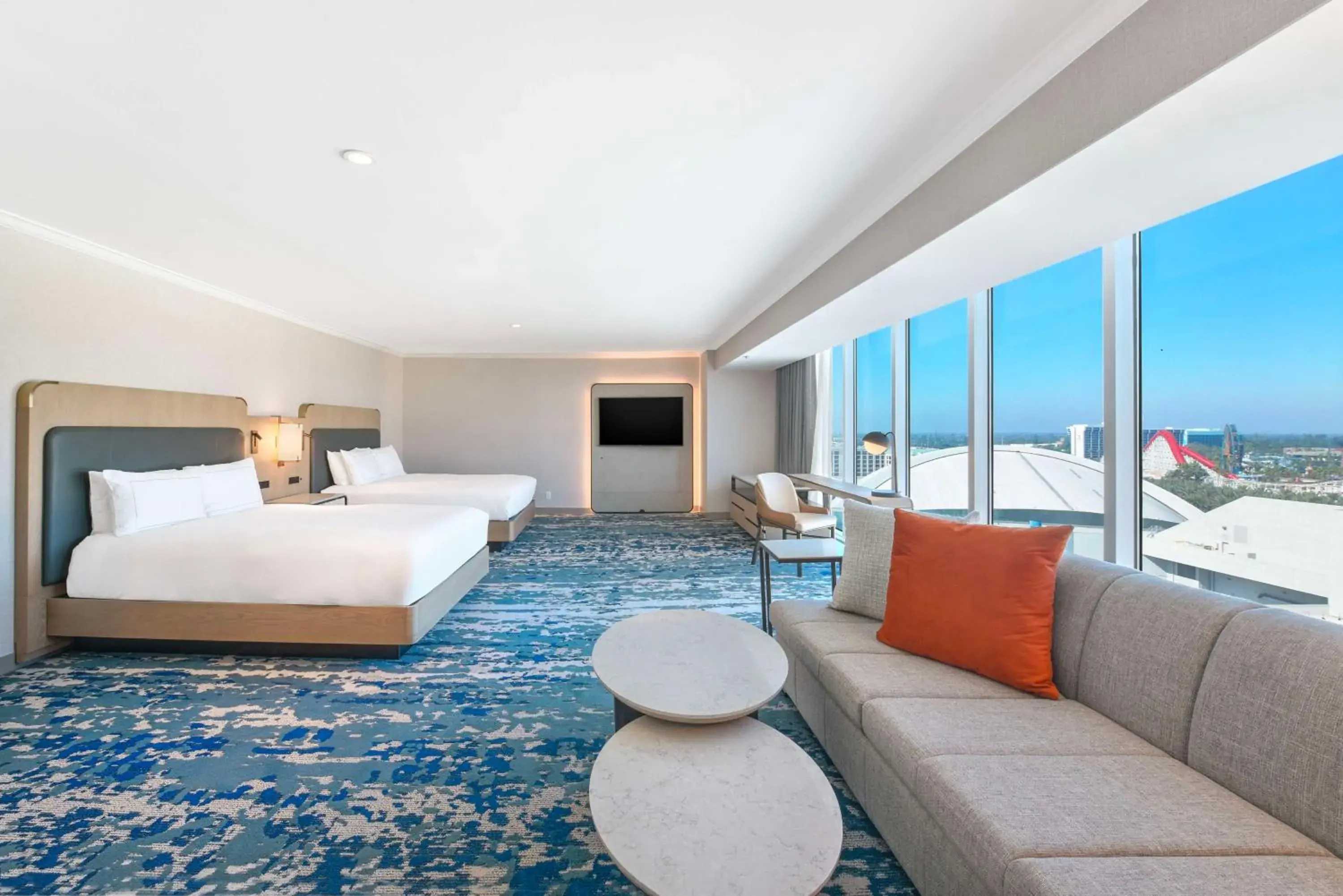 Bed in Hilton Anaheim Bed in Hilton Anaheim