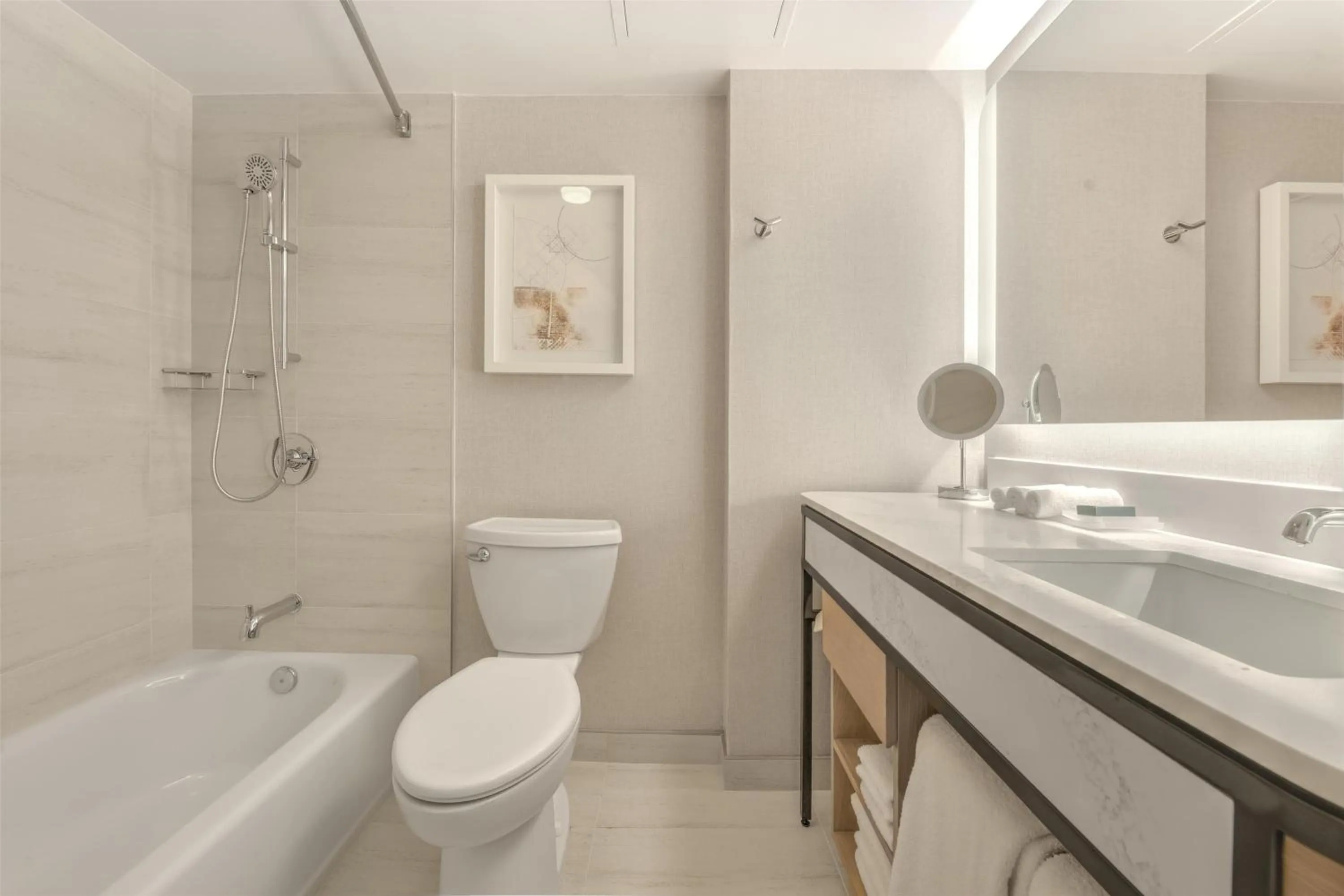 Bathroom in Hilton Anaheim