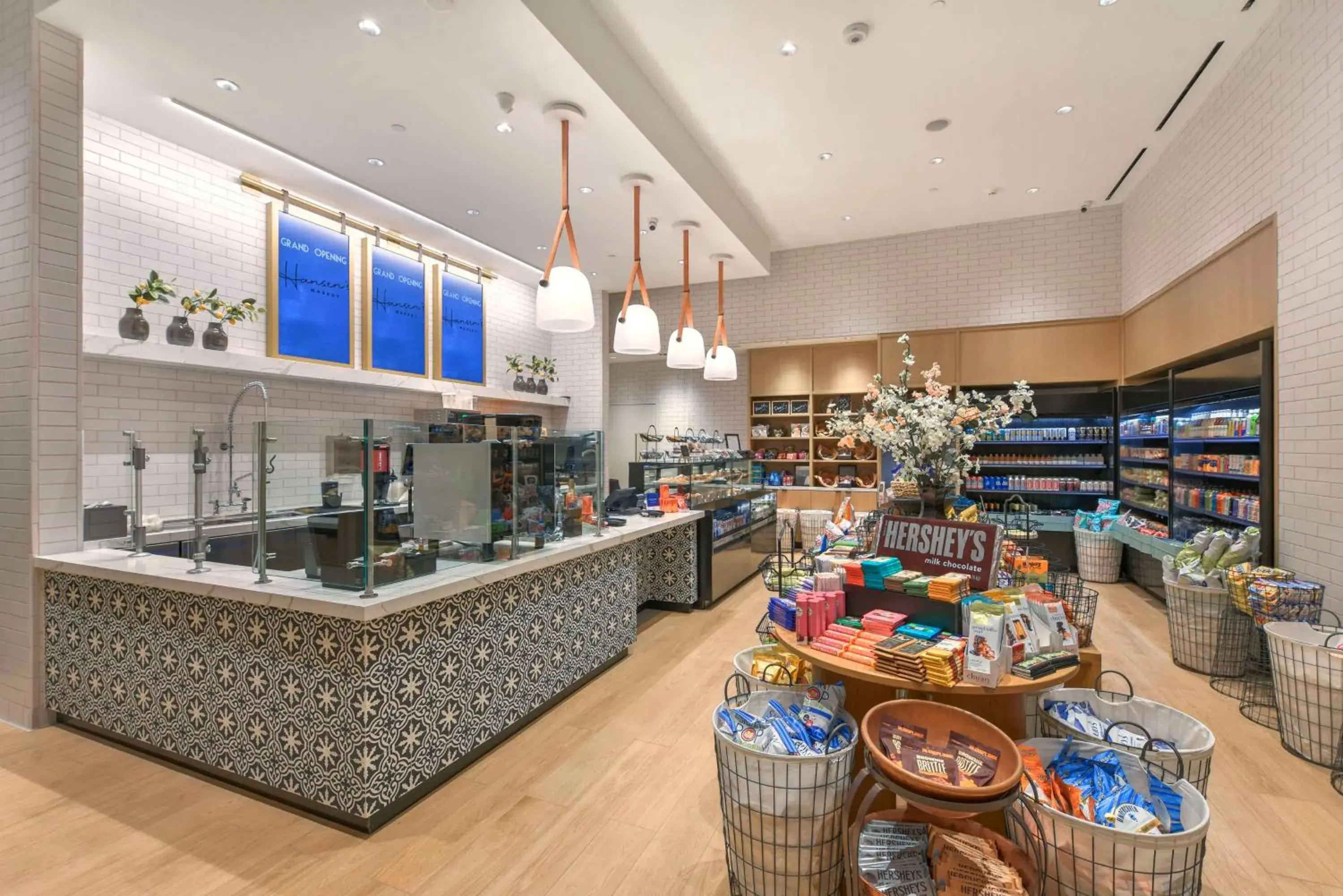 Restaurant/places to eat in Hilton Anaheim Restaurant/places to eat in Hilton Anaheim