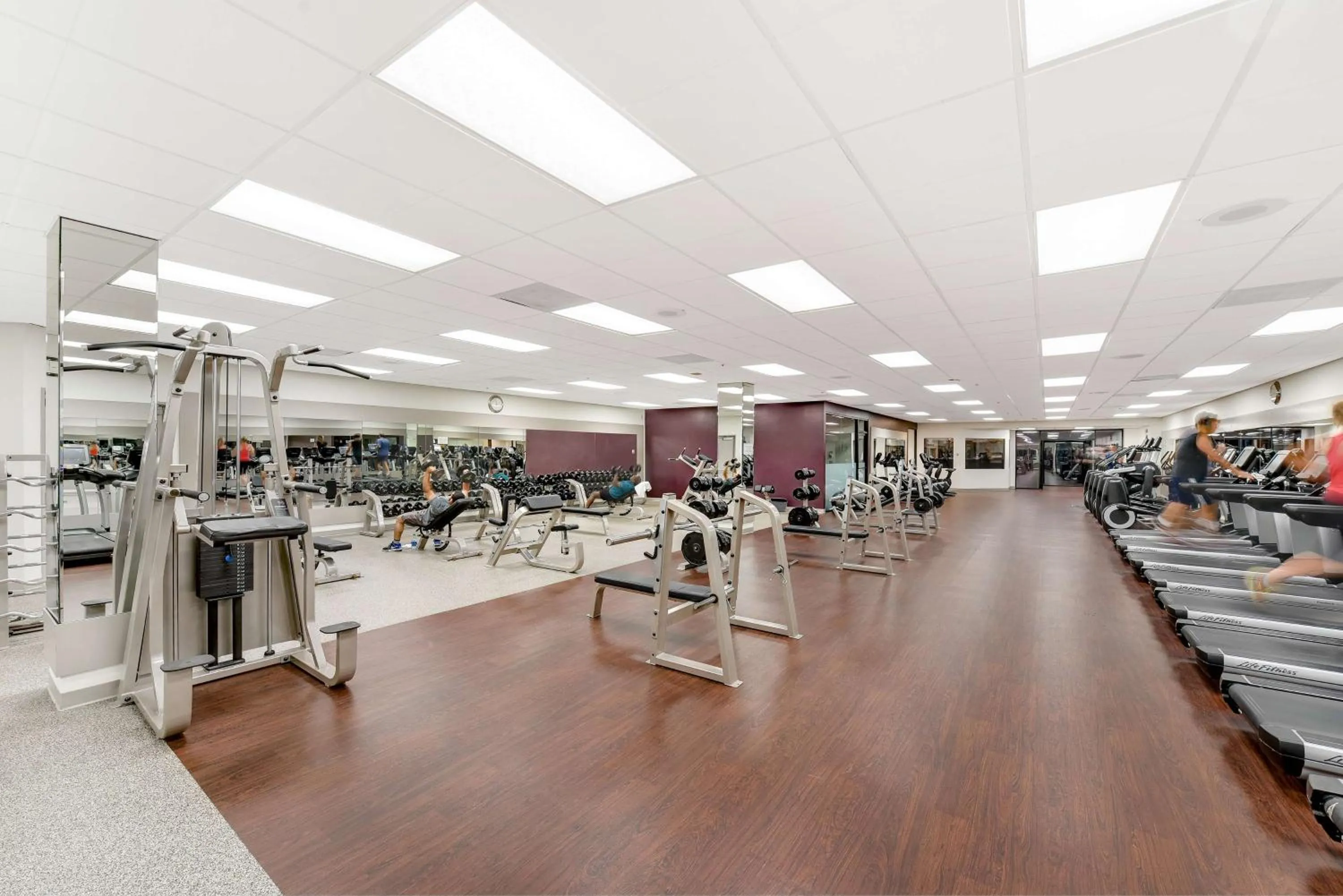 Fitness centre/facilities in Hilton Anaheim