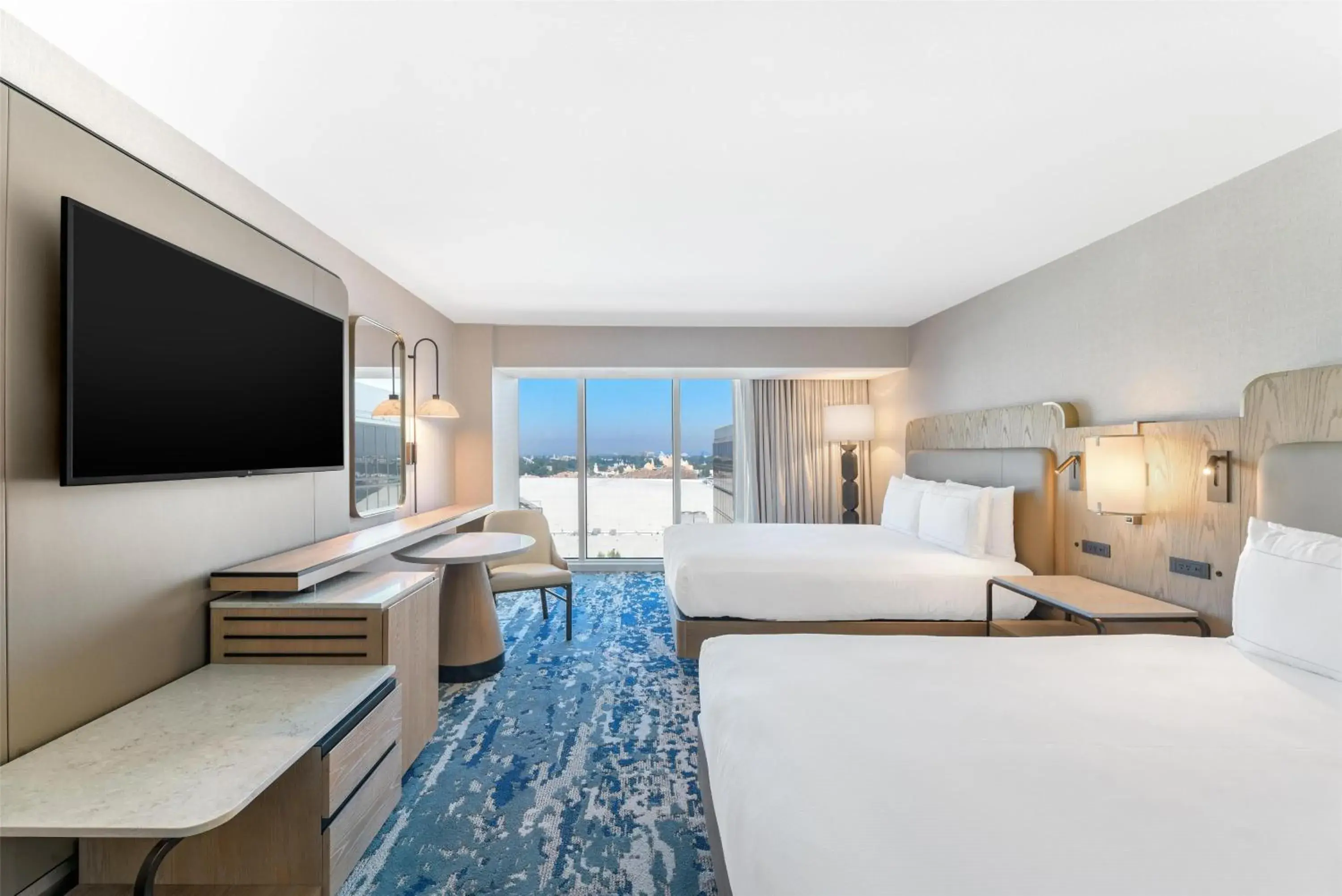 Queen Room with Two Queen Beds and Balcony in Hilton Anaheim Queen Room with Two Queen Beds and Balcony in Hilton Anaheim