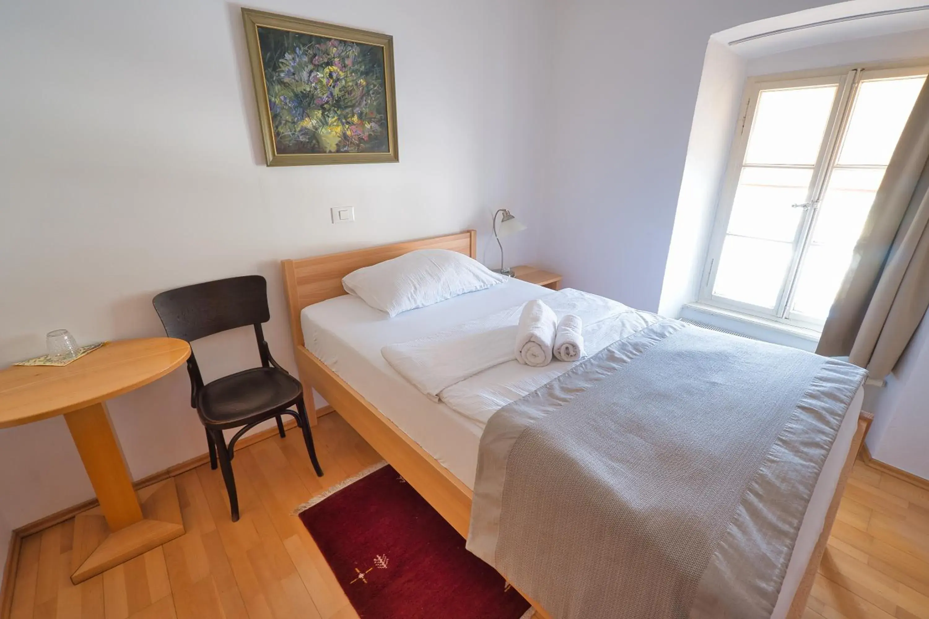 Economy Single Room in B&B Pod Skalo Economy Single Room in B&B Pod Skalo