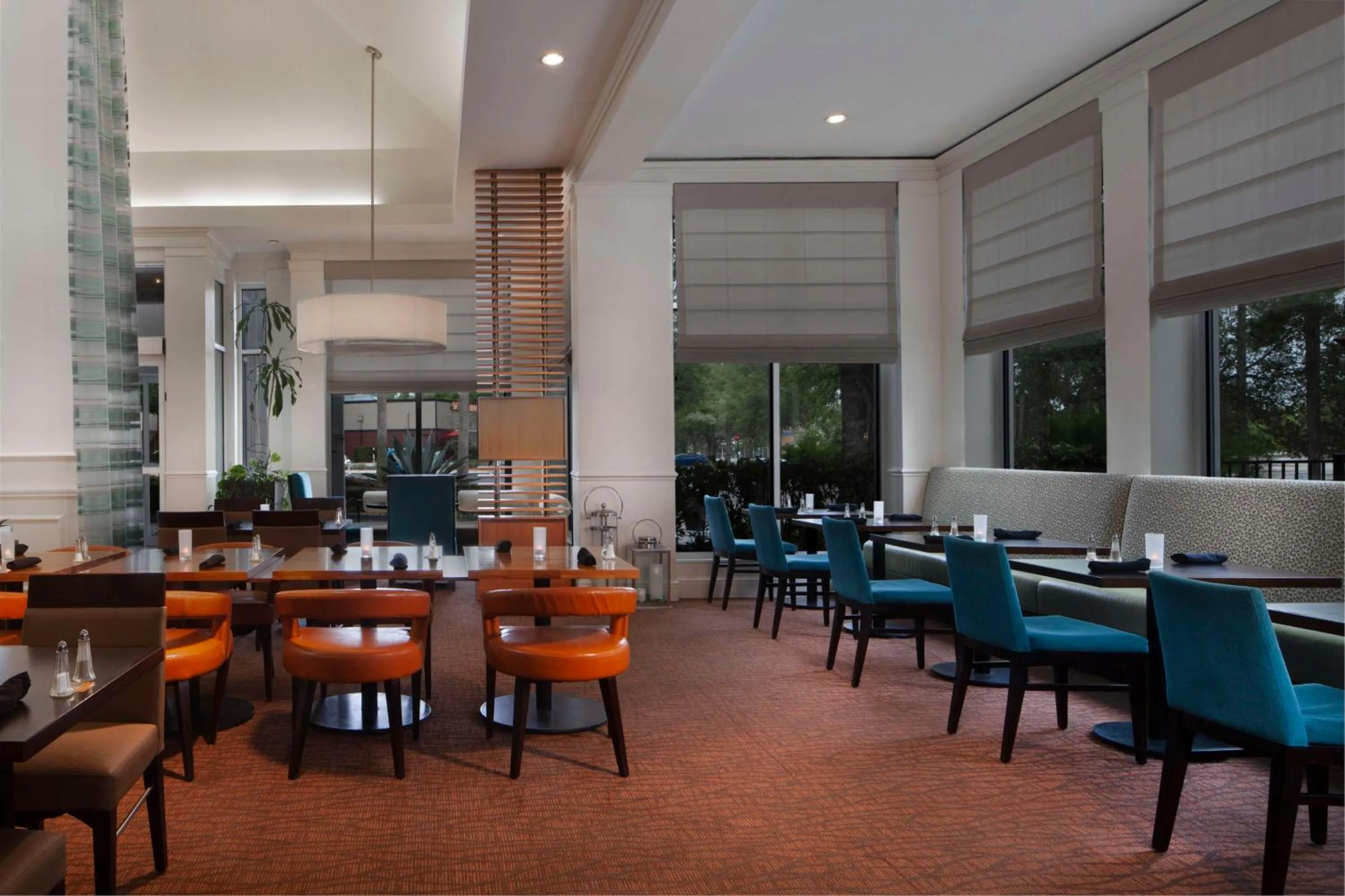 Restaurant/places to eat in Hilton Garden Inn Jacksonville JTB/Deerwood Park