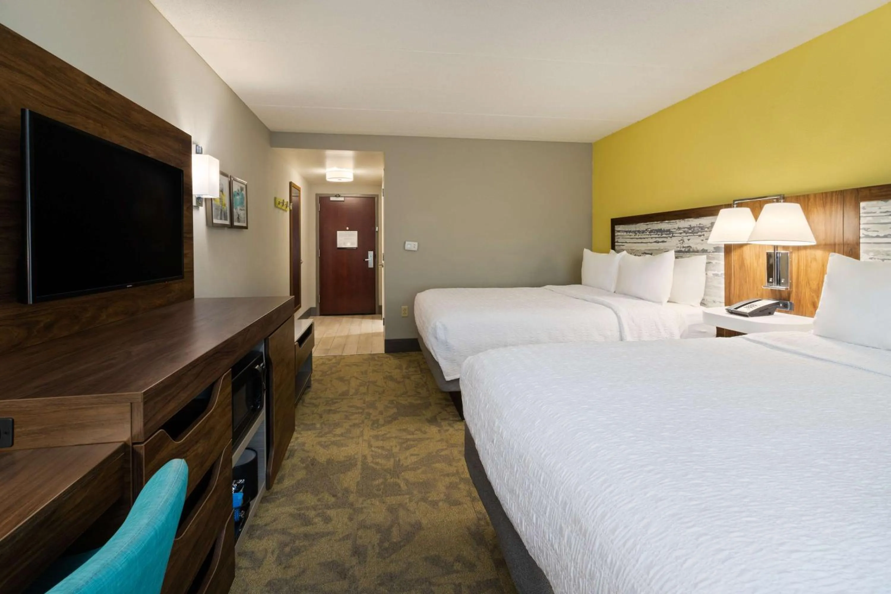 Bed in Hampton Inn Jacksonville-I-295 East/Baymeadows