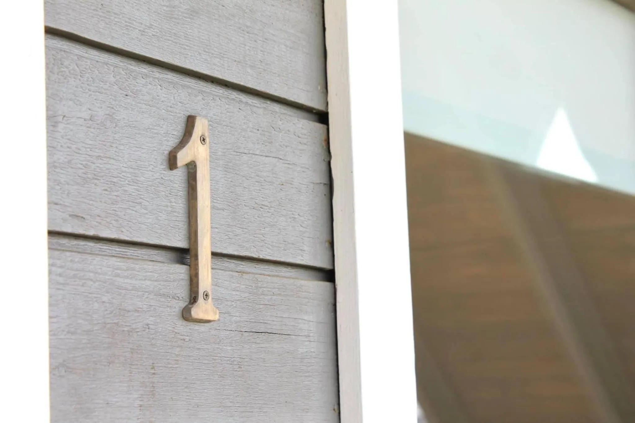 Decorative detail in Vík Cottages