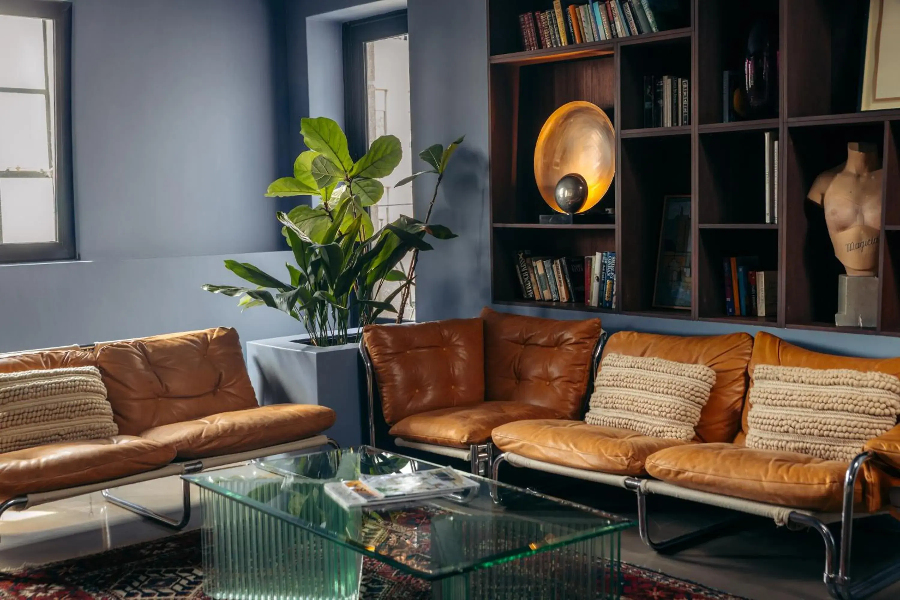 Living room in Gorgeous George by Design Hotels ™ Living room in Gorgeous George by Design Hotels ™