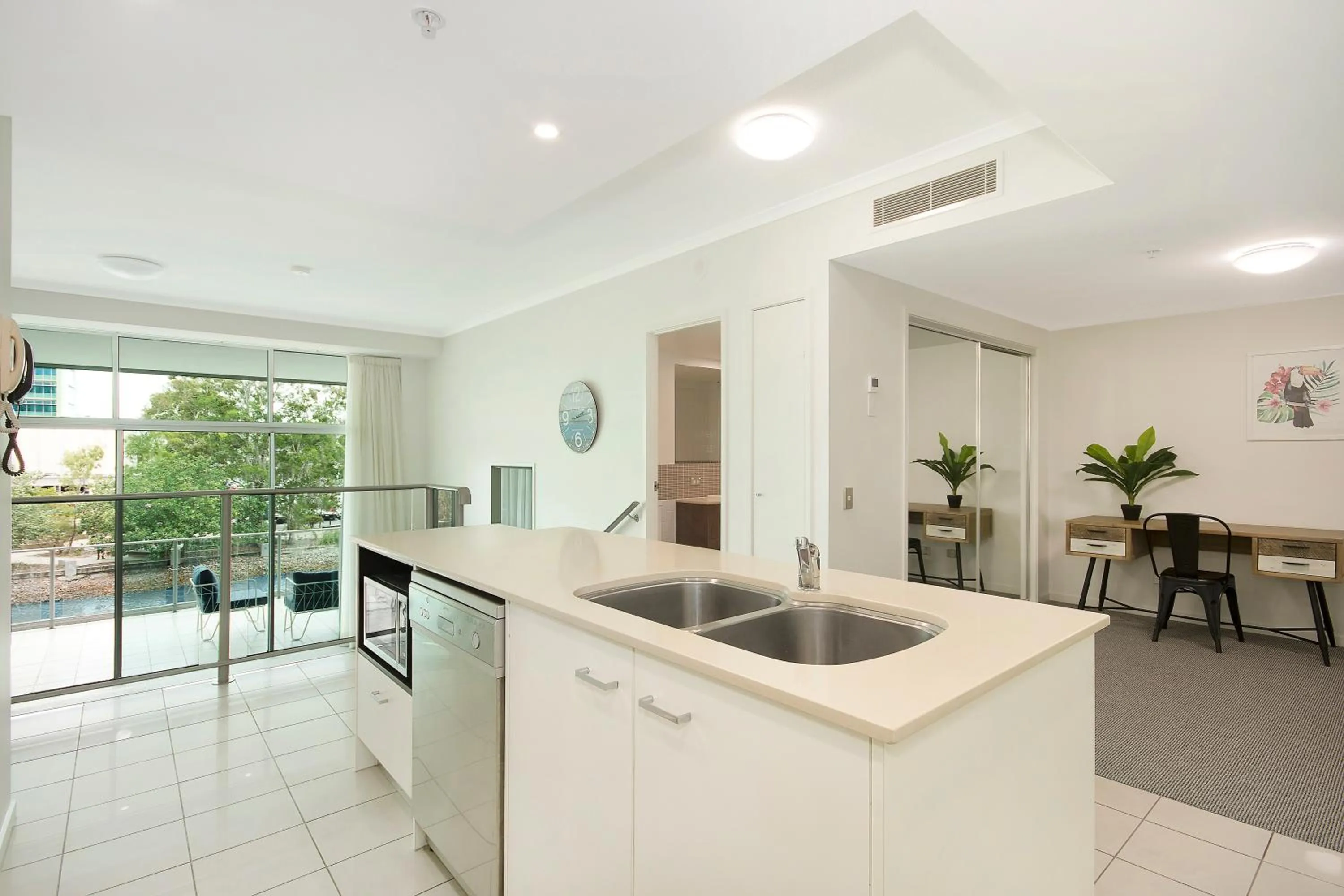 Kitchen or kitchenette in m1 Resort