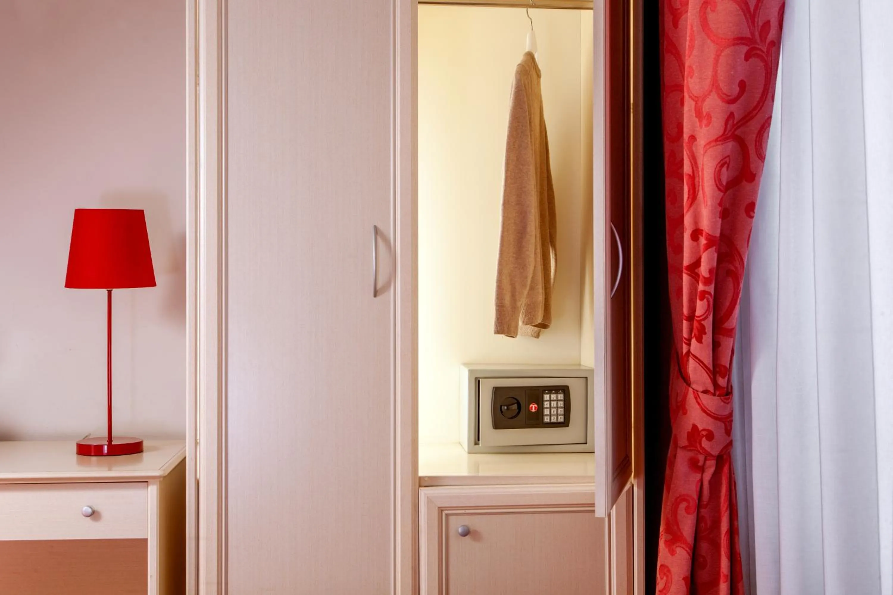 Area and facilities in Ottaviano Guest House