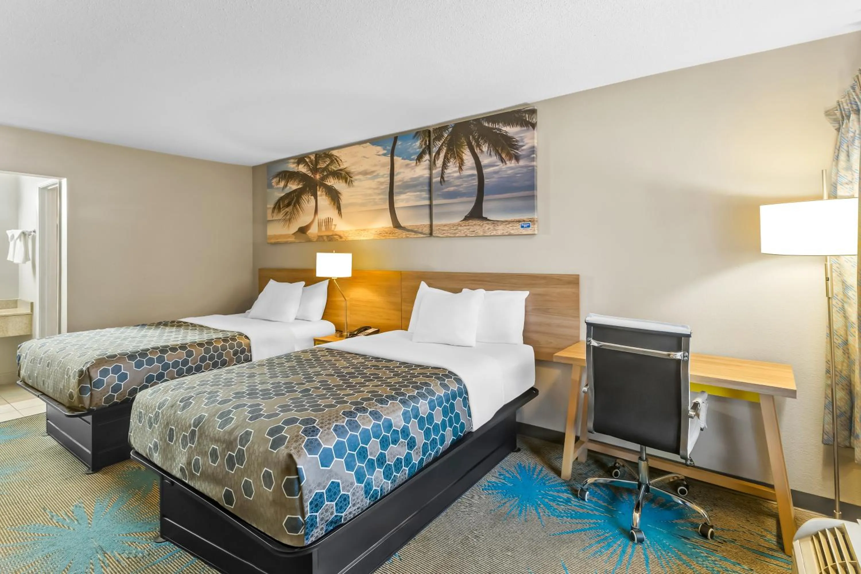 Bed in Rodeway Inn Owensboro South