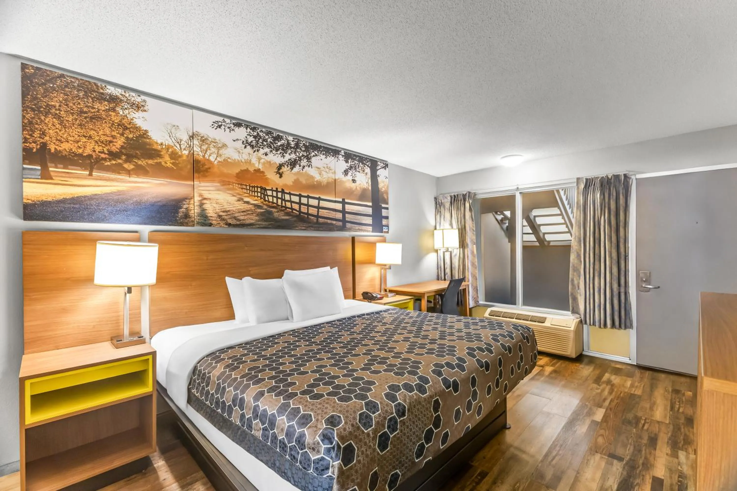 Bed in Rodeway Inn Owensboro South