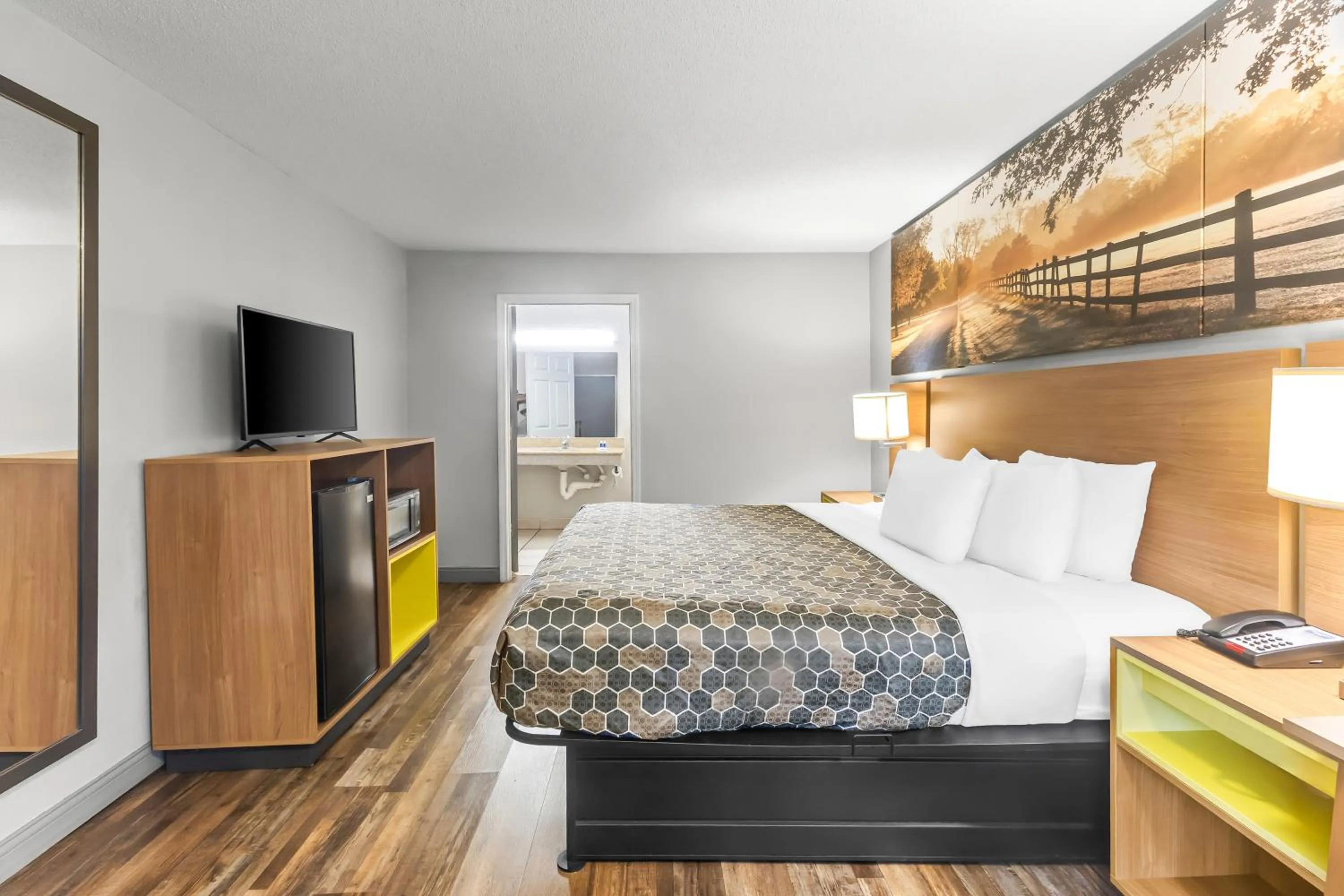 Bed in Rodeway Inn Owensboro South