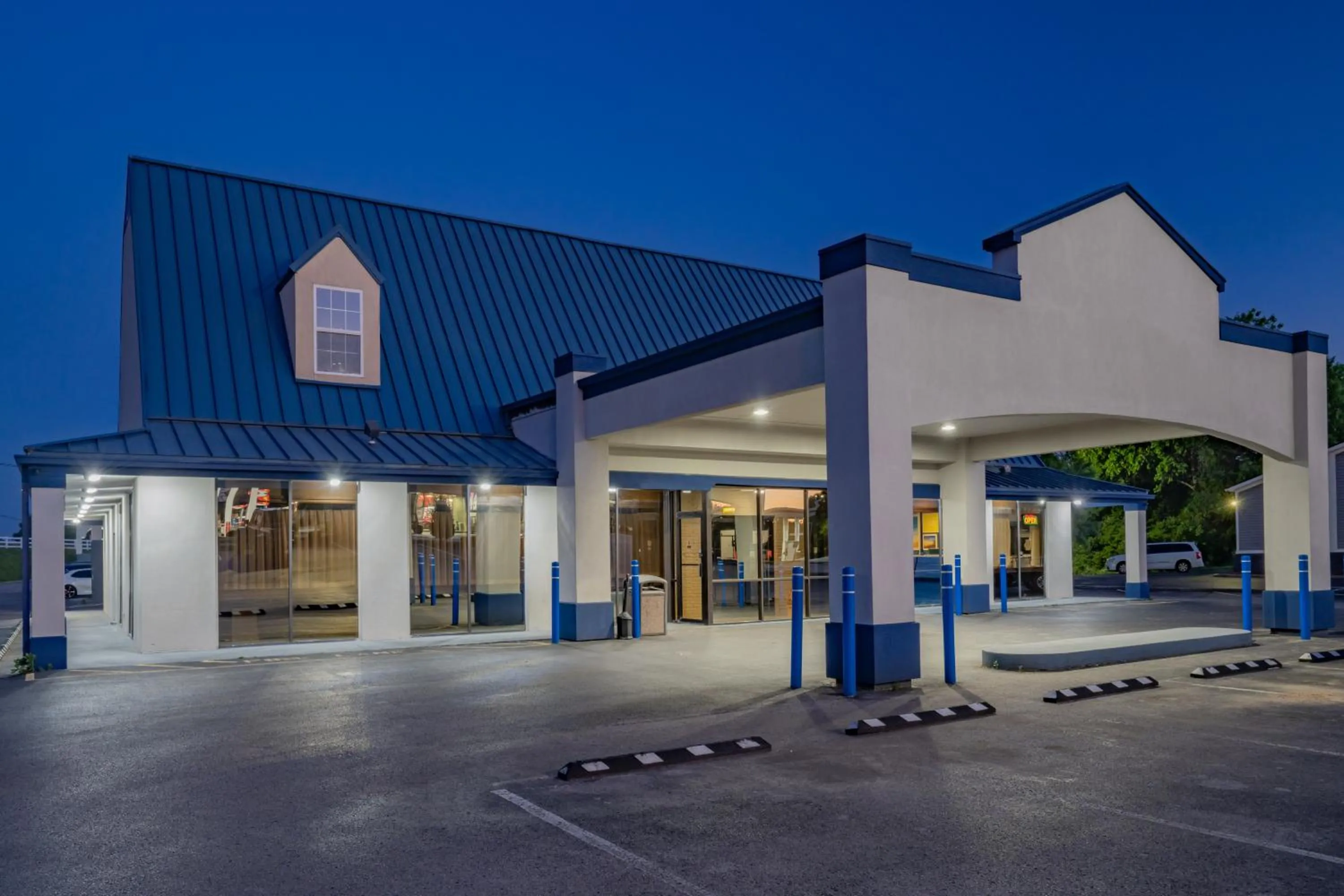 Night in Rodeway Inn Owensboro South