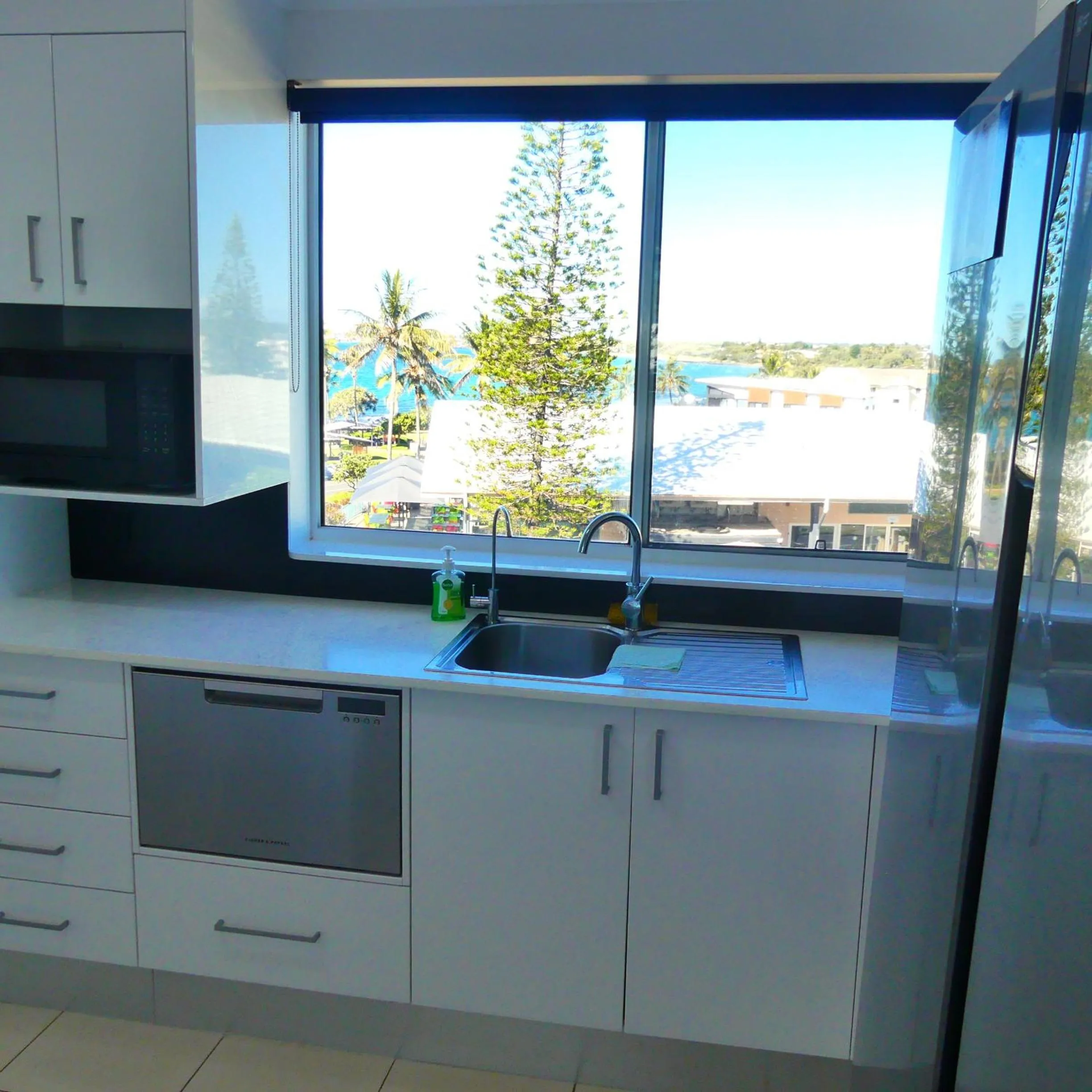 Kitchen or kitchenette in Bargara Blue Resort